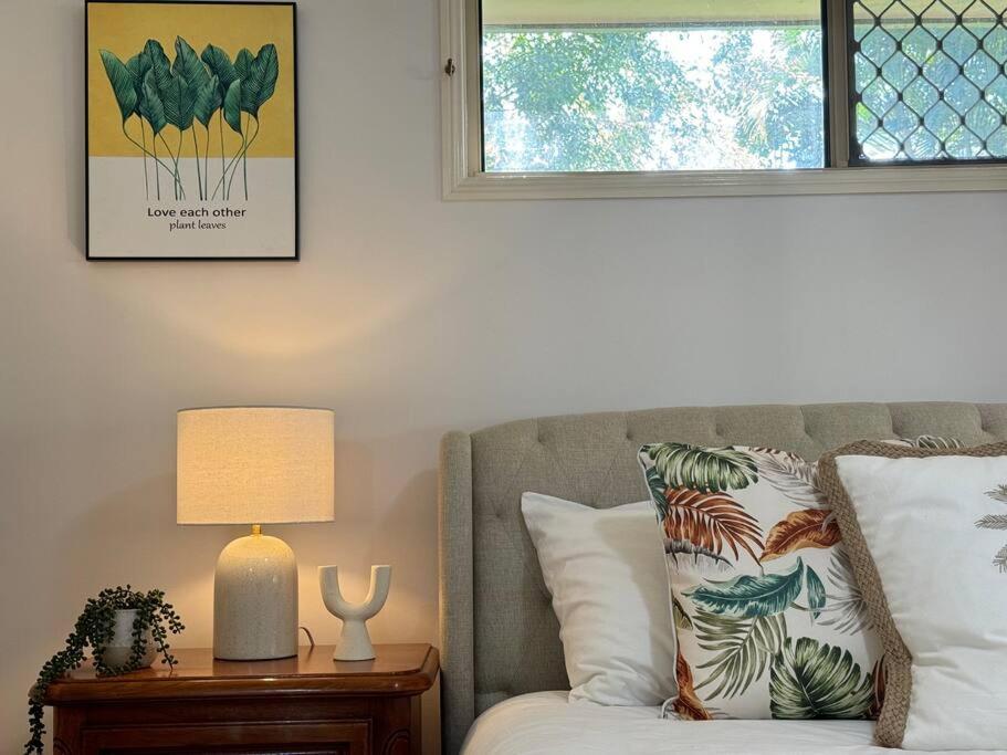 Spacious cottage at Burpengary with Garden view