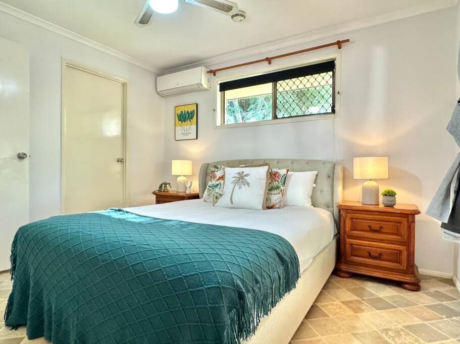 Spacious cottage at Burpengary with Garden view