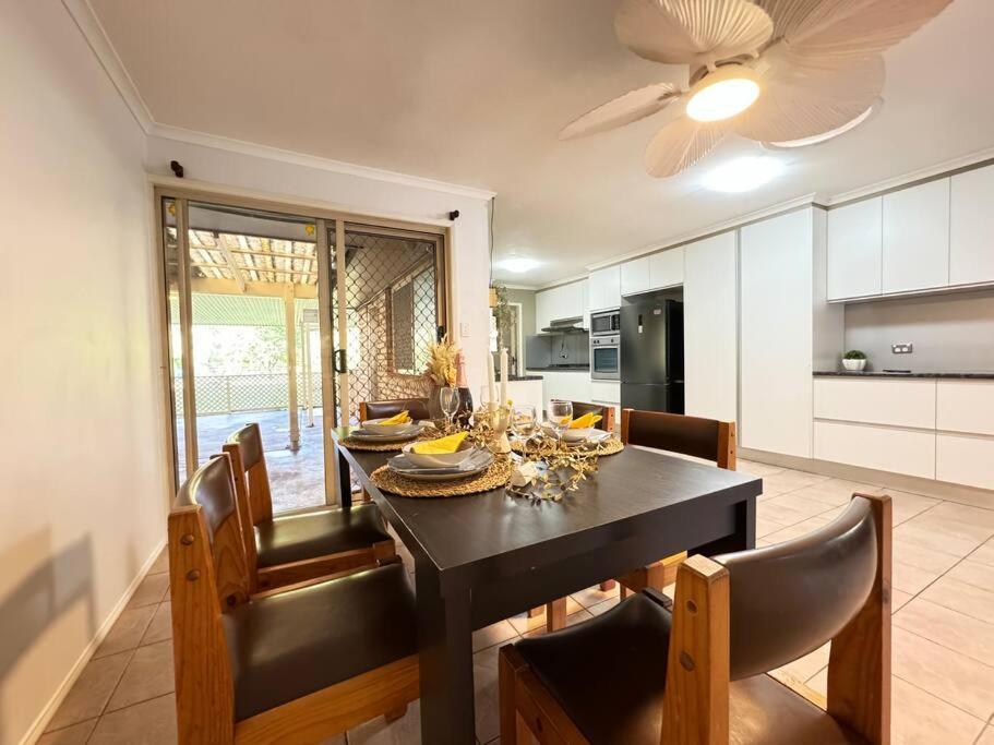 Spacious cottage at Burpengary with Garden view