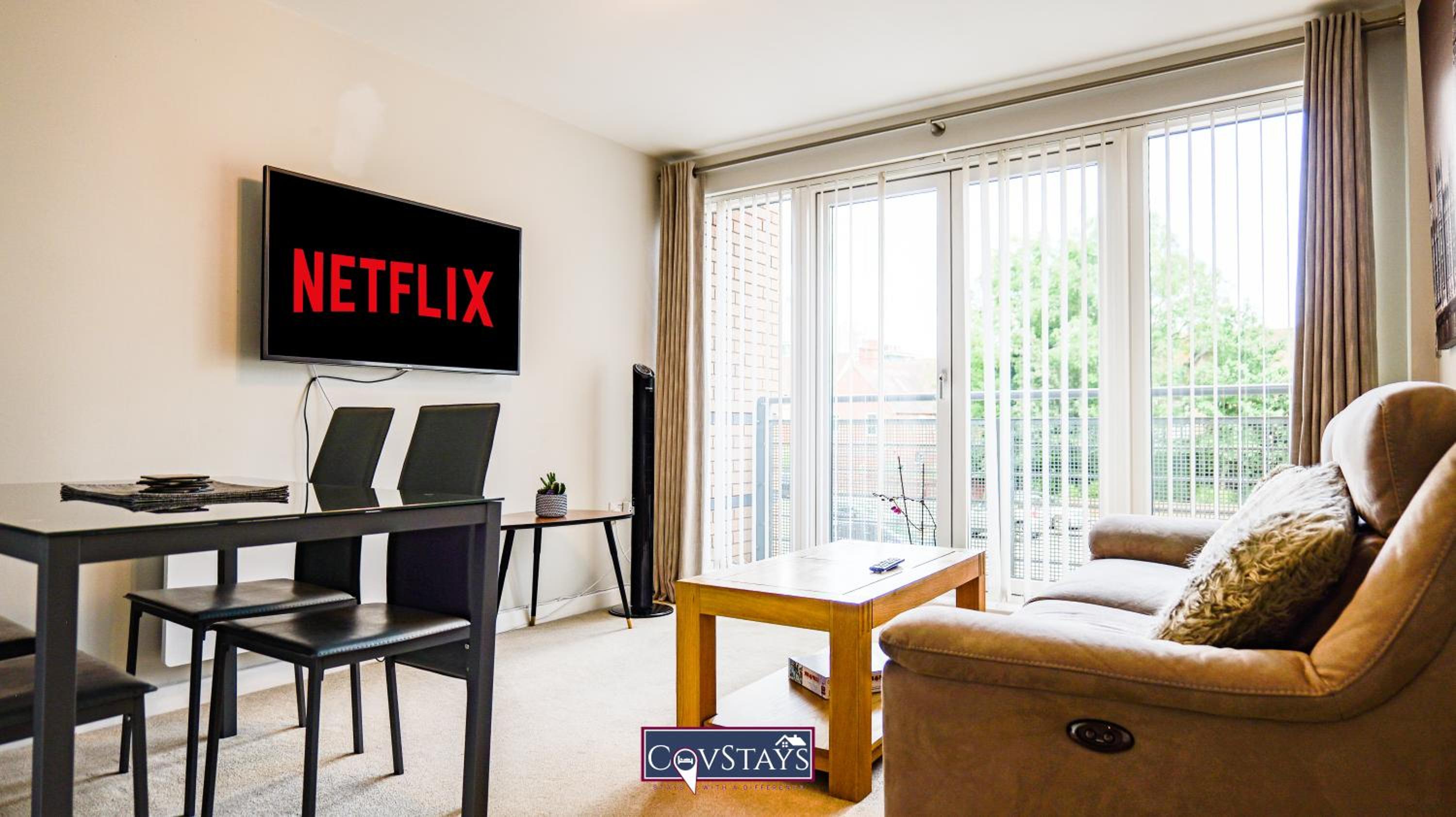 Triumph House - 3-bed 2-bath Apartment in Coventry City Centre by CovStays view 3