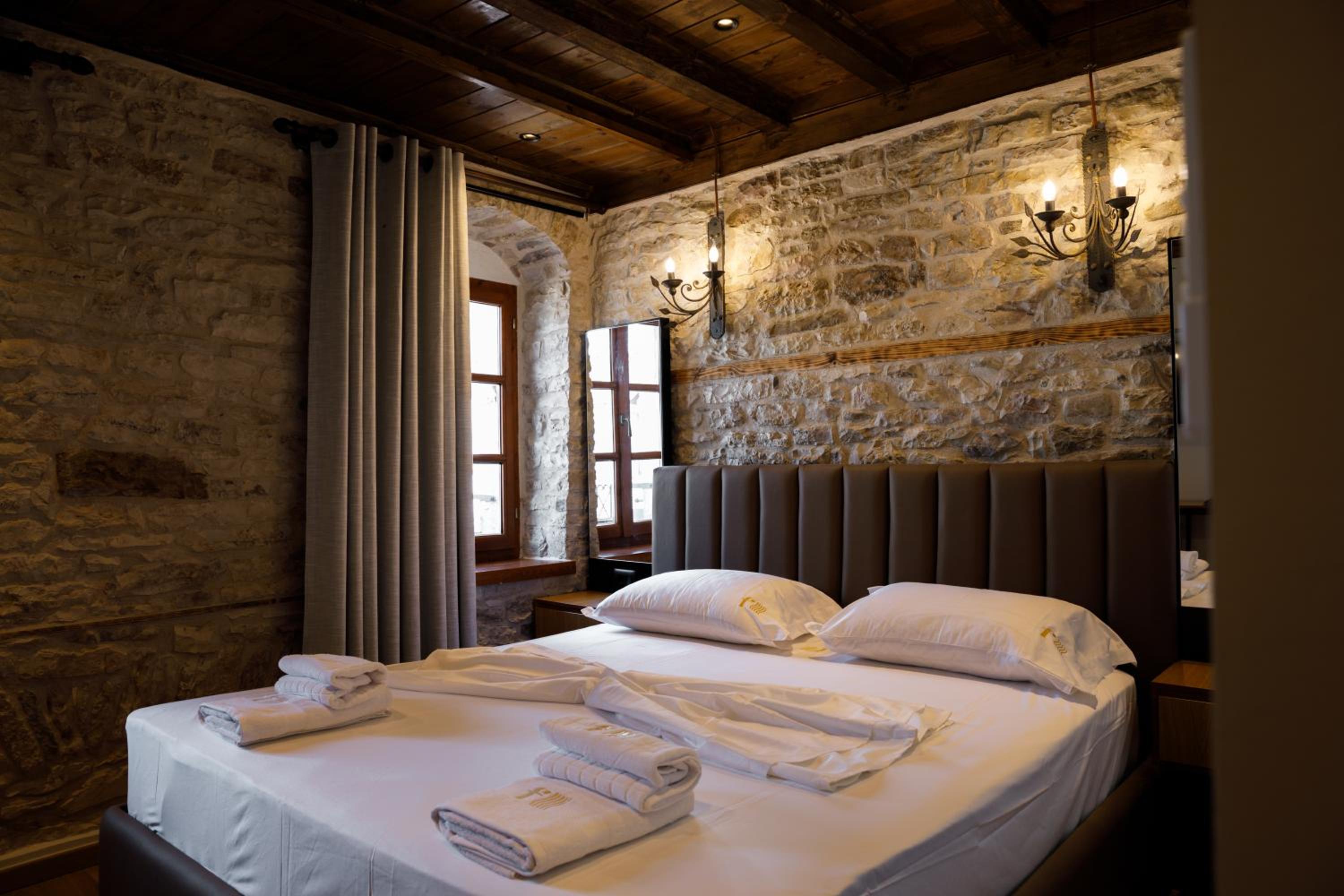 Furra Hotel