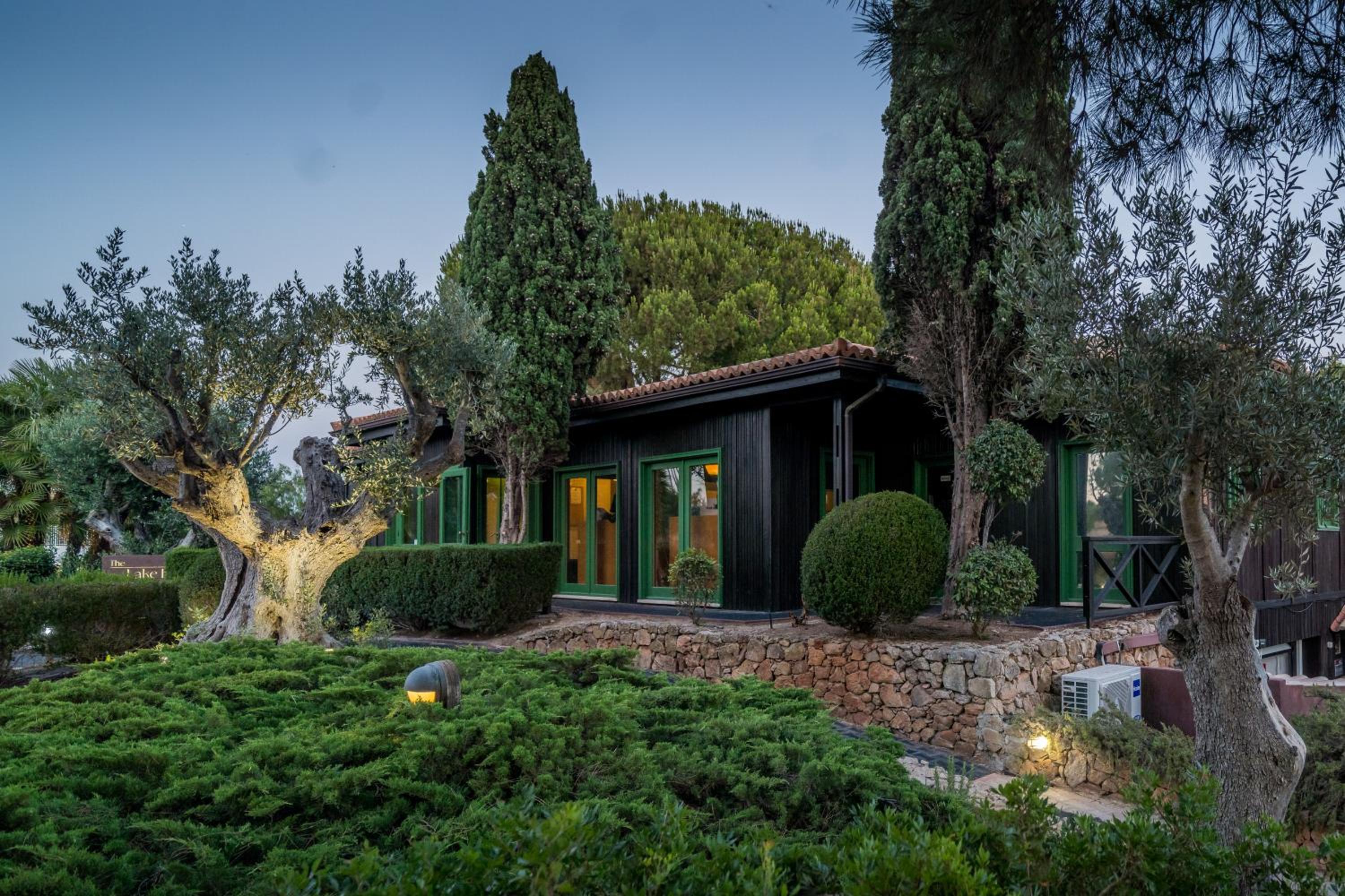 Balaia Golf Village