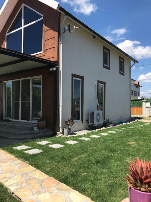 KırlangıçEvi