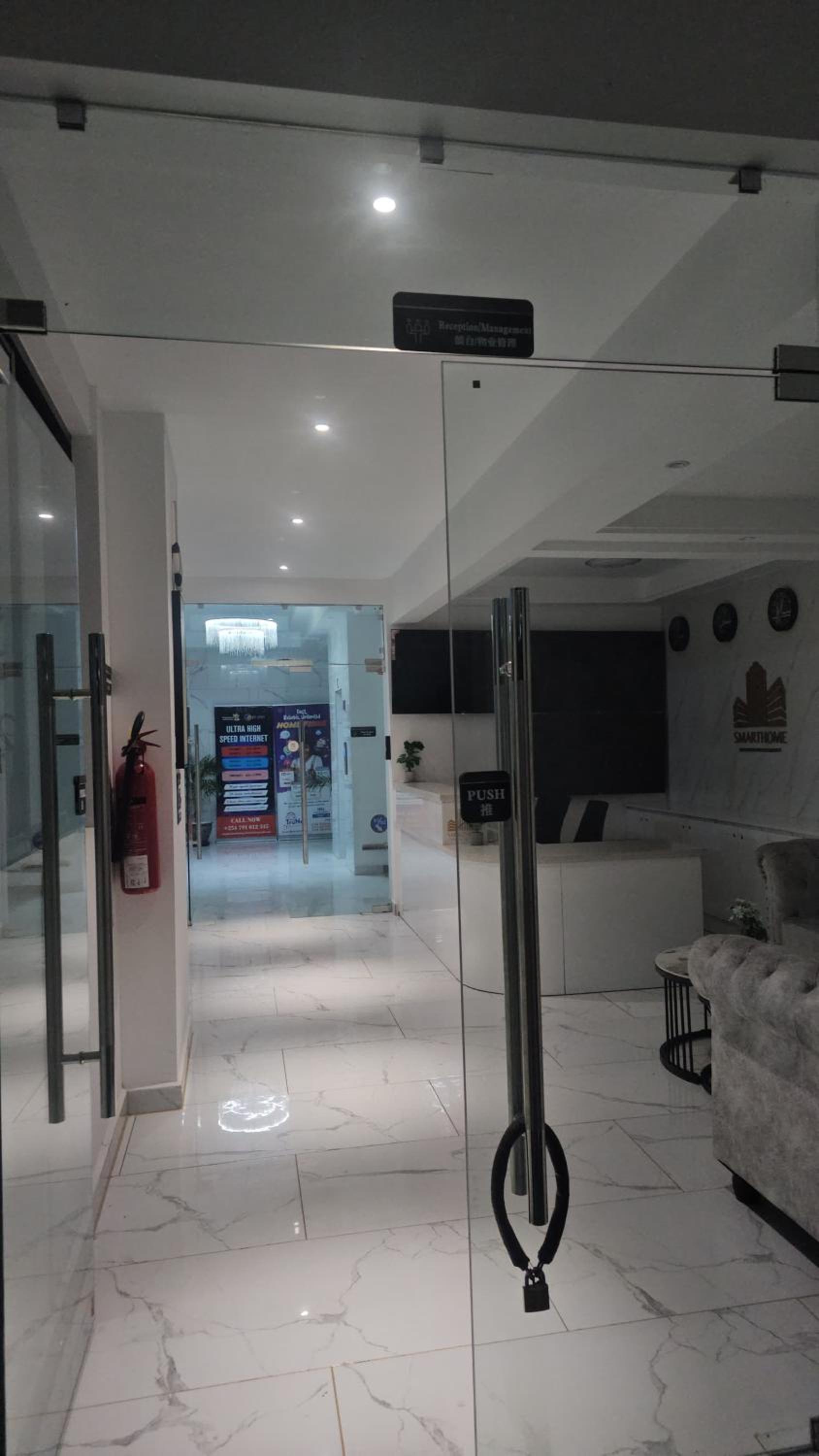 SmartHomes Studio & Golden Mango 1 bed