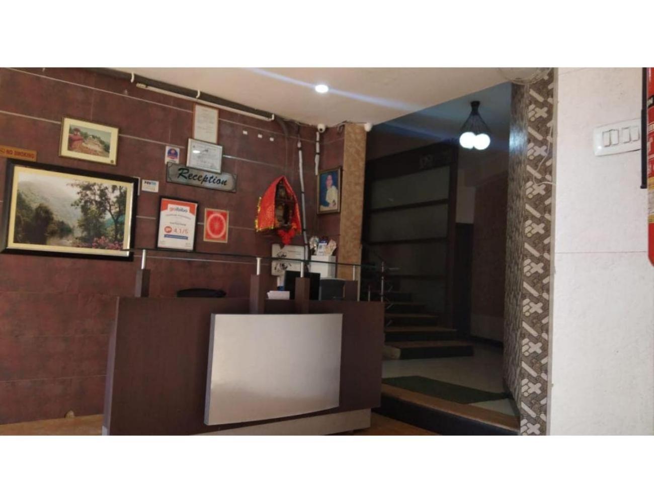 Kabira Prem Nisagra, Nahan