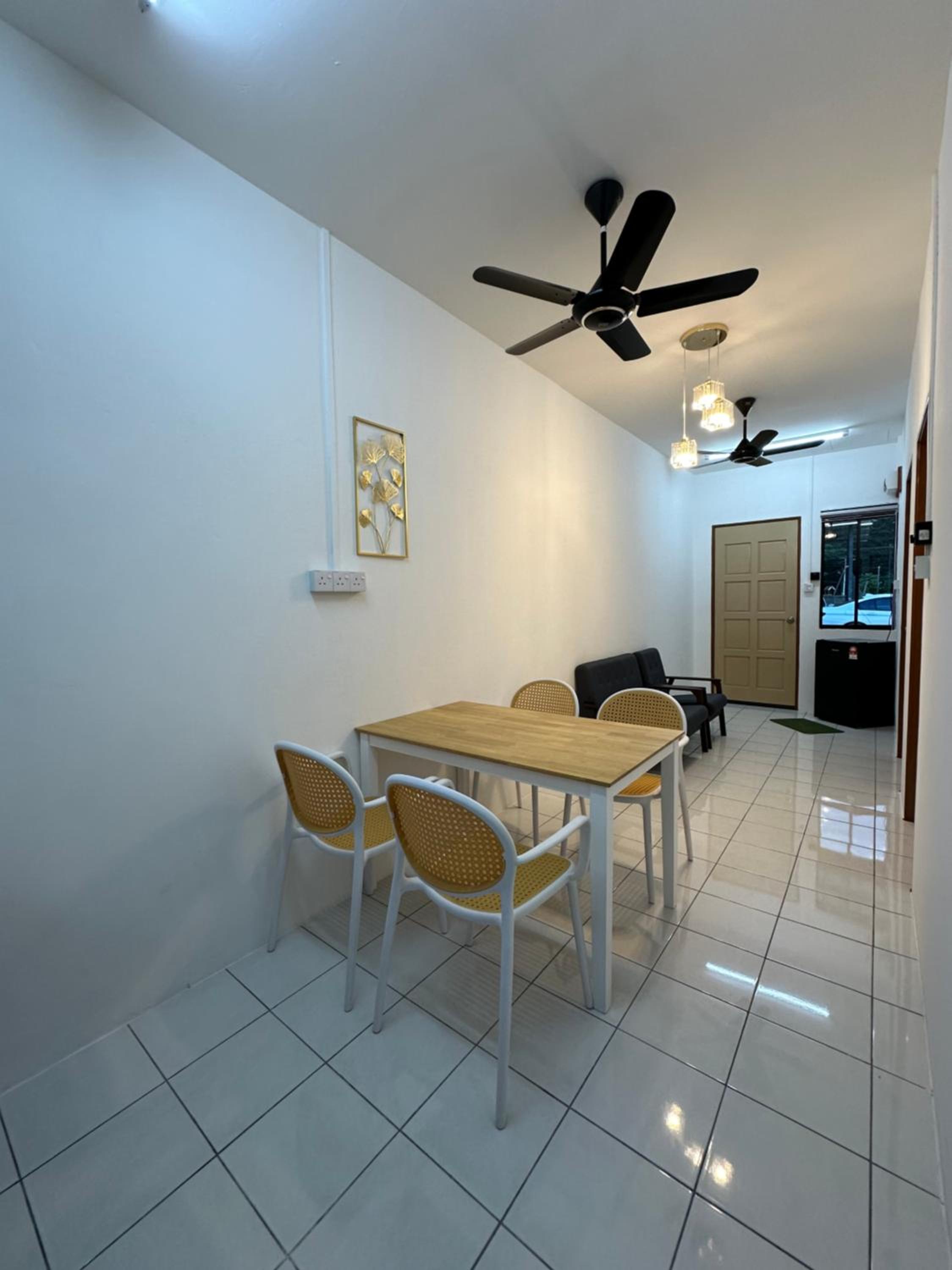 Pulutan Homestay Manggatal photo 2