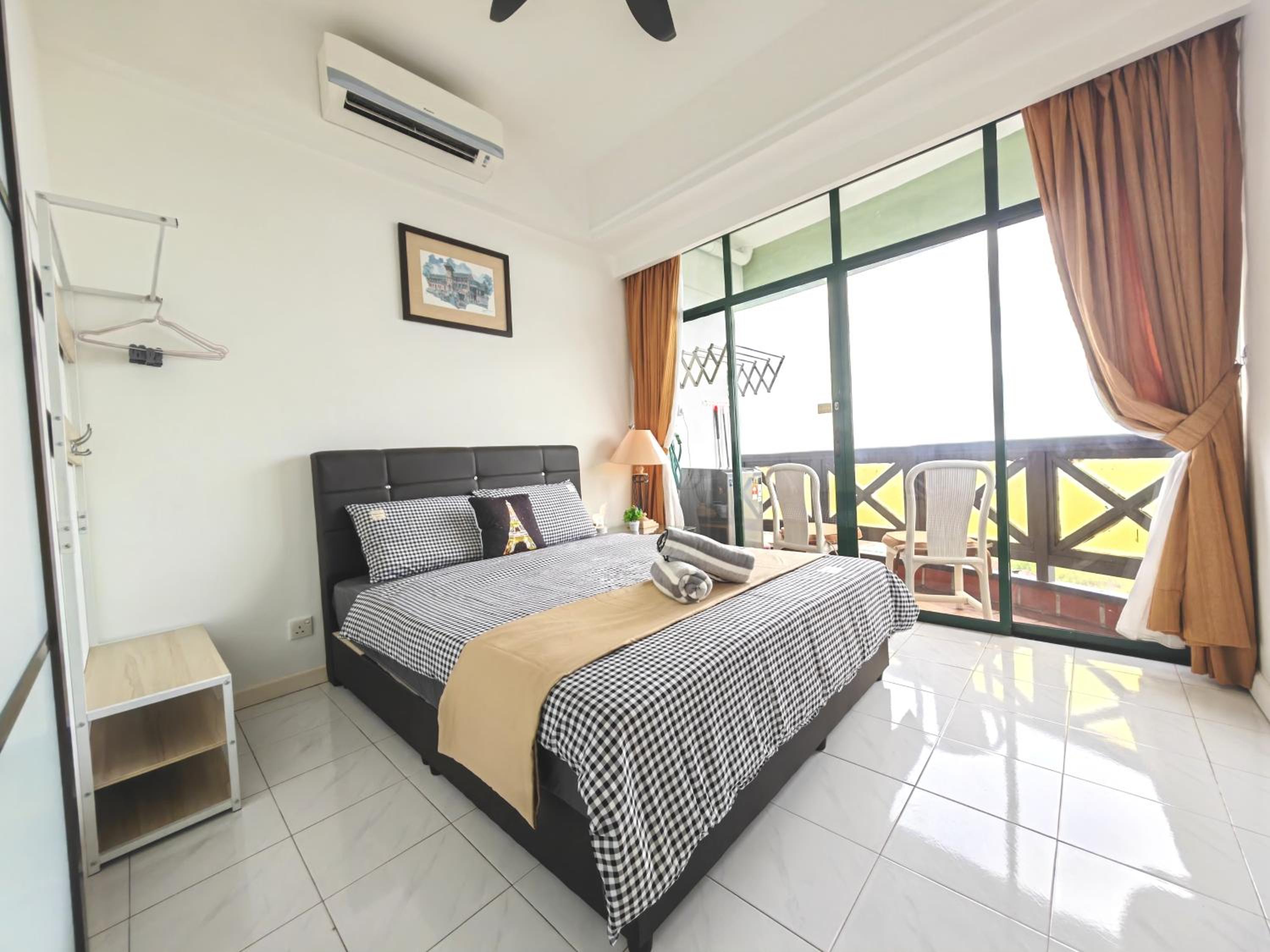 New! Costa Mahkota Pool&SeaView 2BR 4pax Town Area photo 2