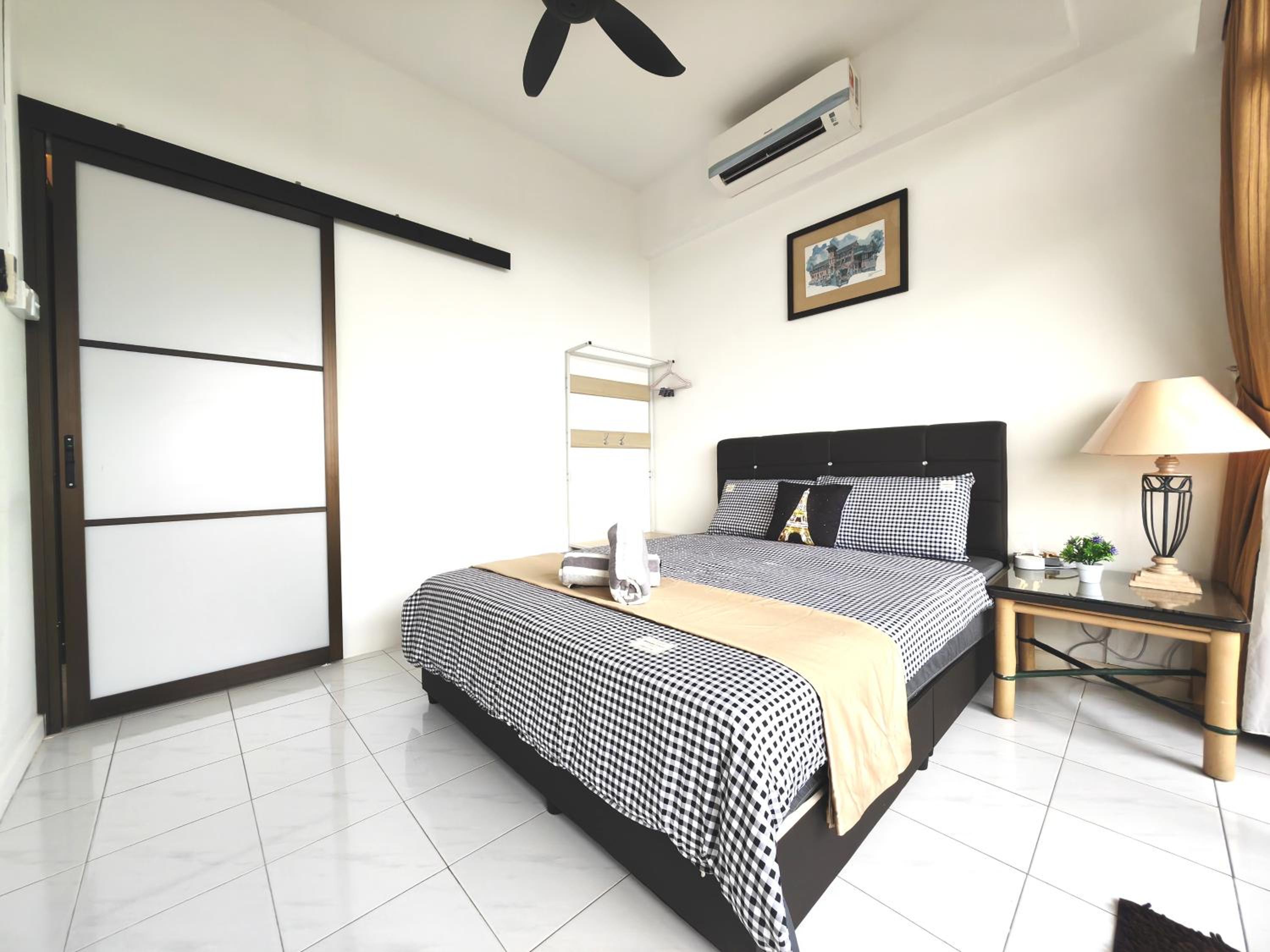 New! Costa Mahkota Pool&SeaView 2BR 4pax Town Area photo 3