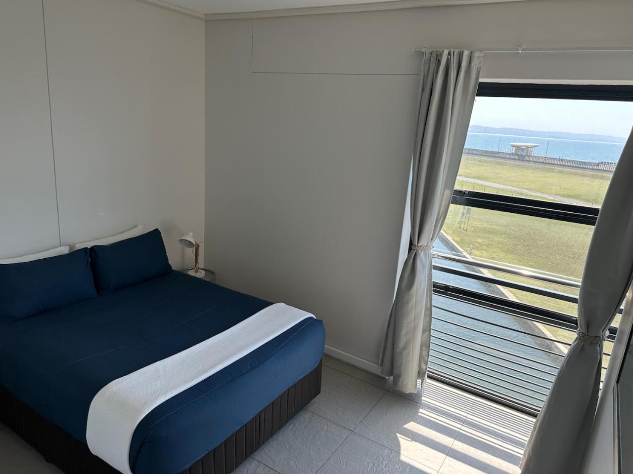 Seabreeze 301 Quayside - Point Beach #Accommodation - Beach Access & Ocean Views - 2 Bedroom view 5