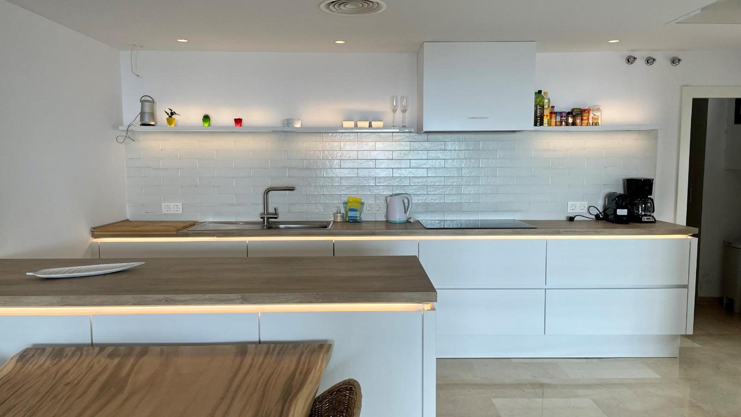 Maison Bernard direct aan de golf met zeezicht