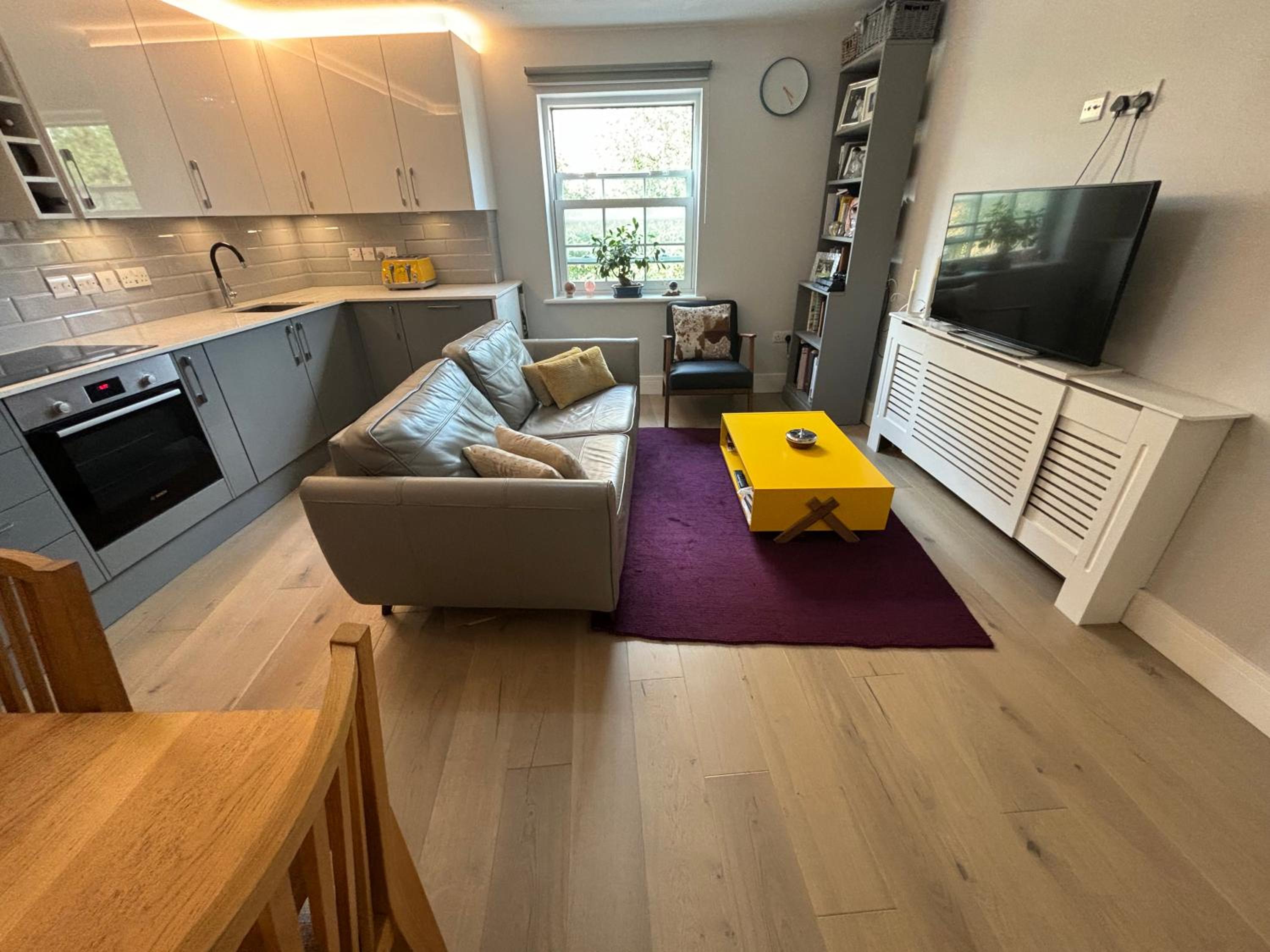 Double Bedroom in Clapham