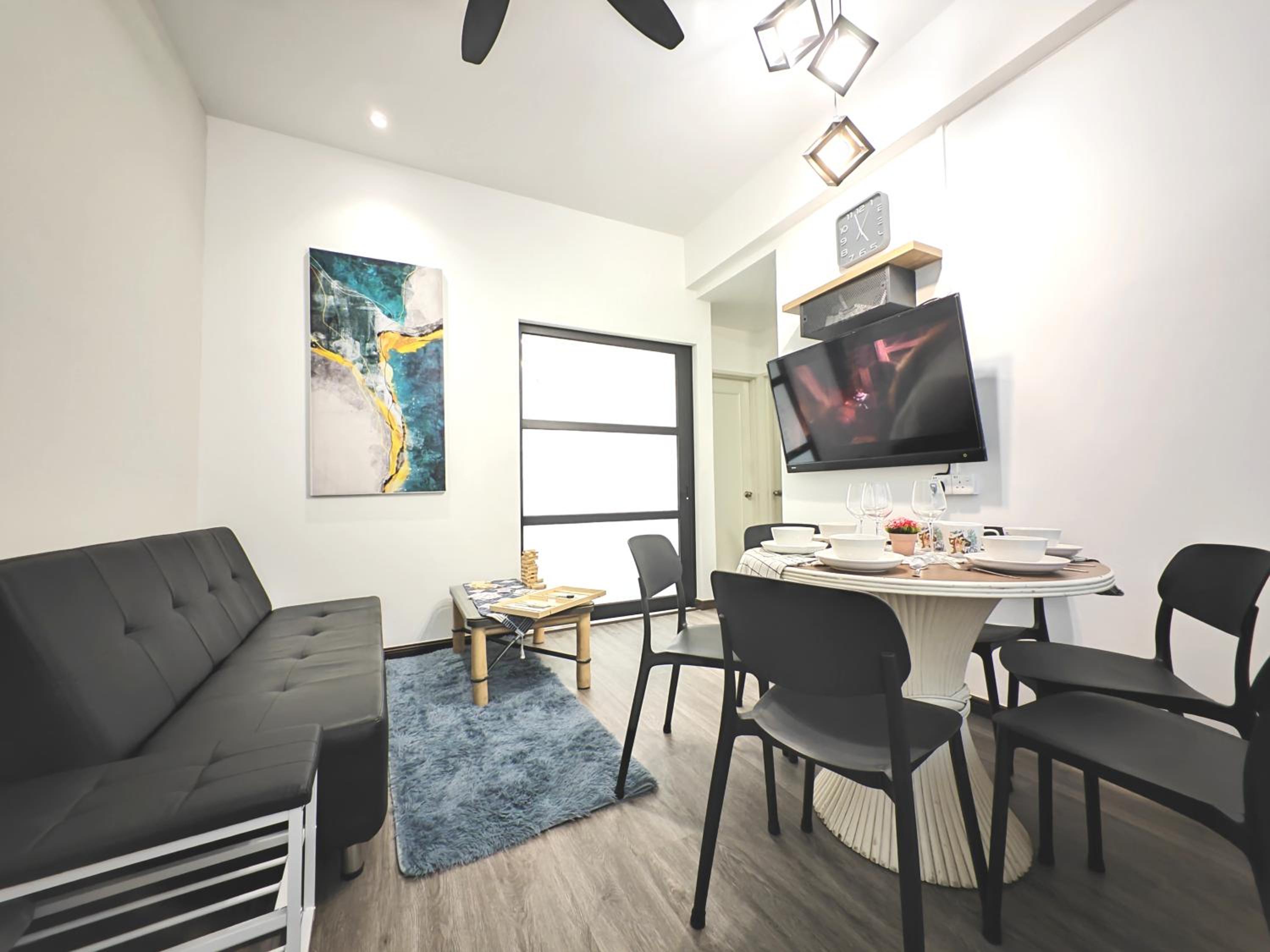 Elegant Home 3BR 6-8pax City ViewI Wifi I TownArea photo 1