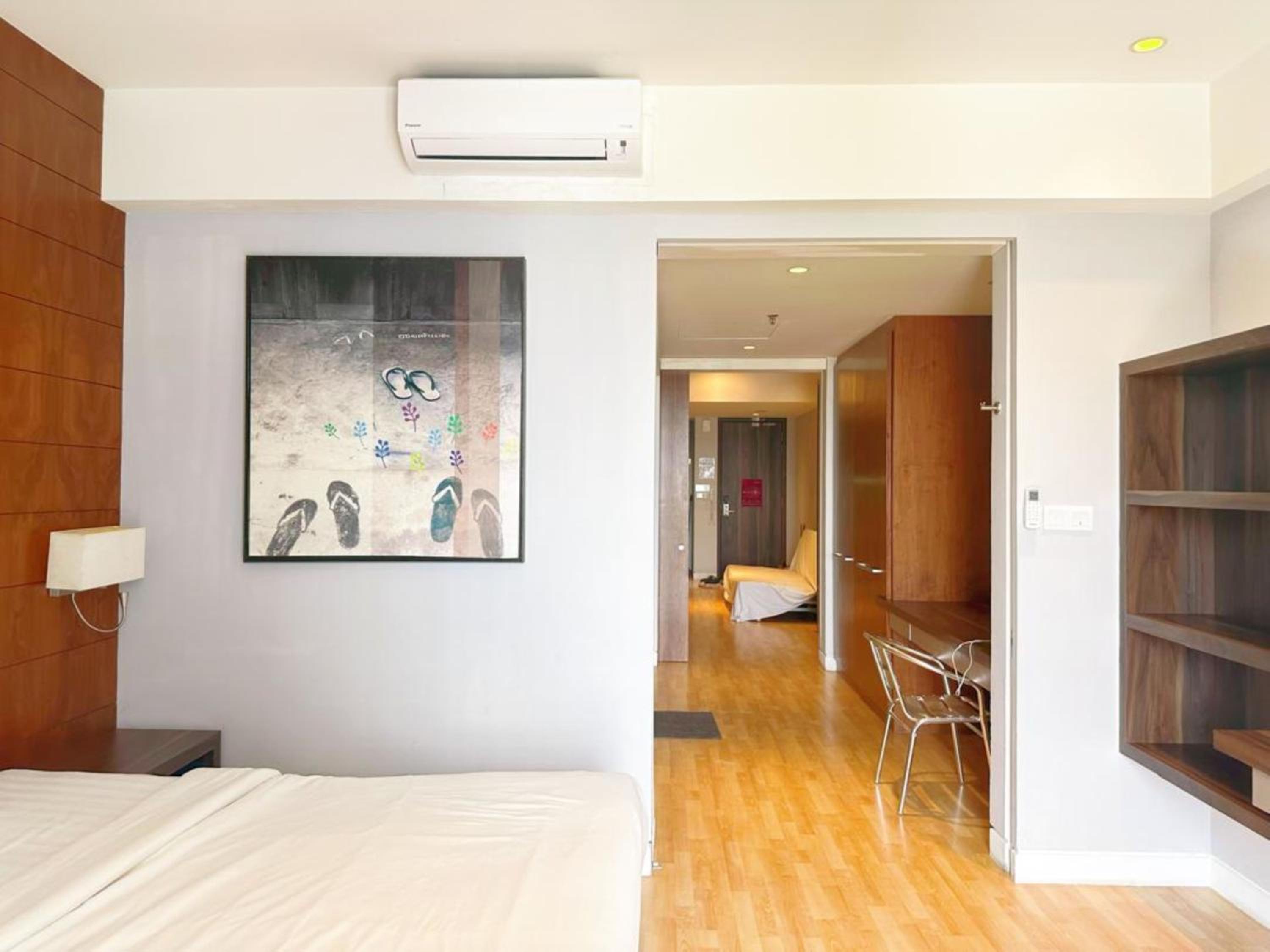 Greystone D' Majestic Place