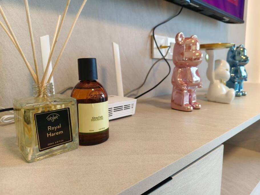 Central Park 2Bedroom with Brand NEW BearBricks