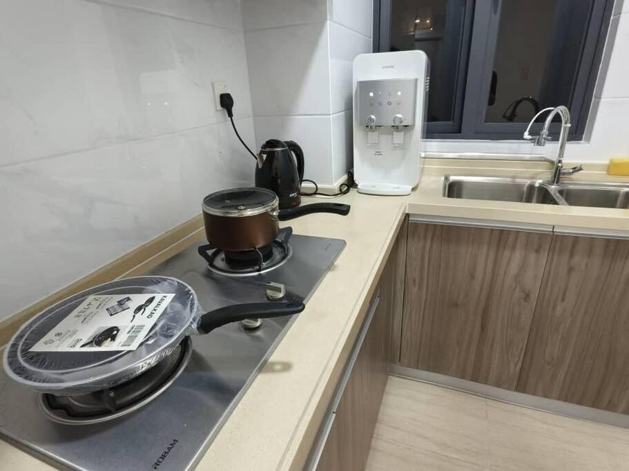 Central Park 2Bedroom with Brand NEW BearBricks
