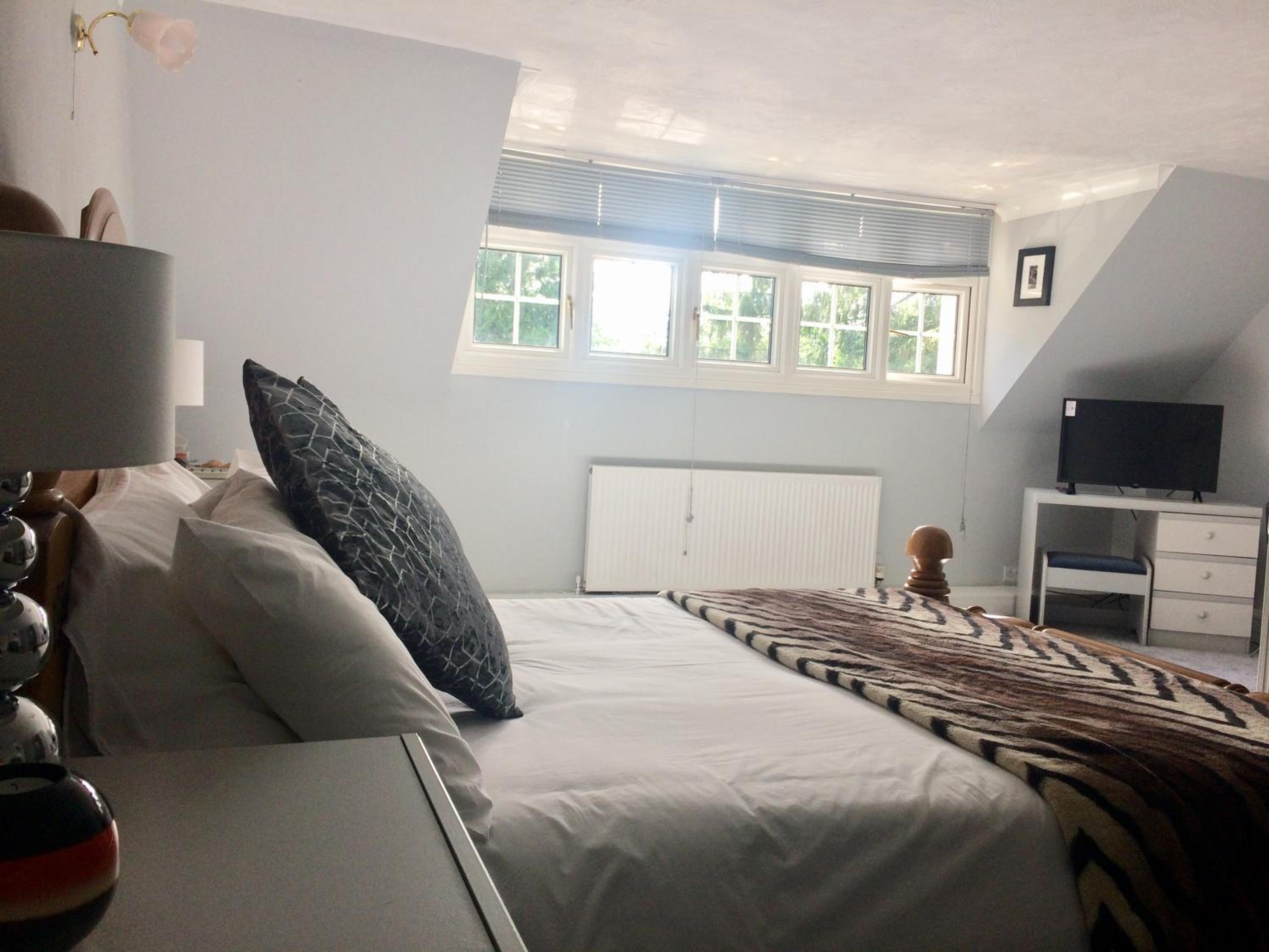 Thornleigh House