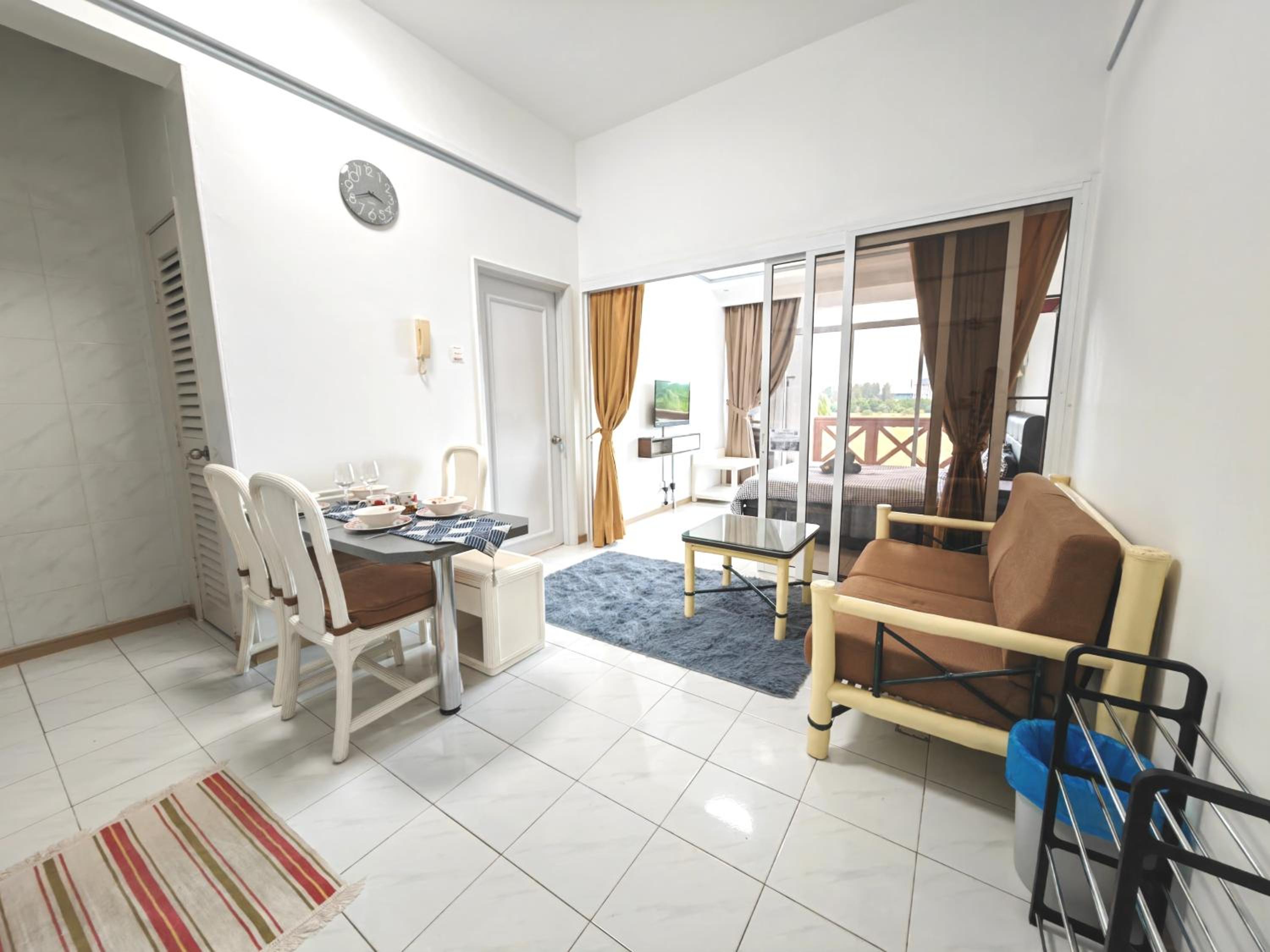 Costa Mahkota Relaxing View 2BR 5pax Town Area photo 6