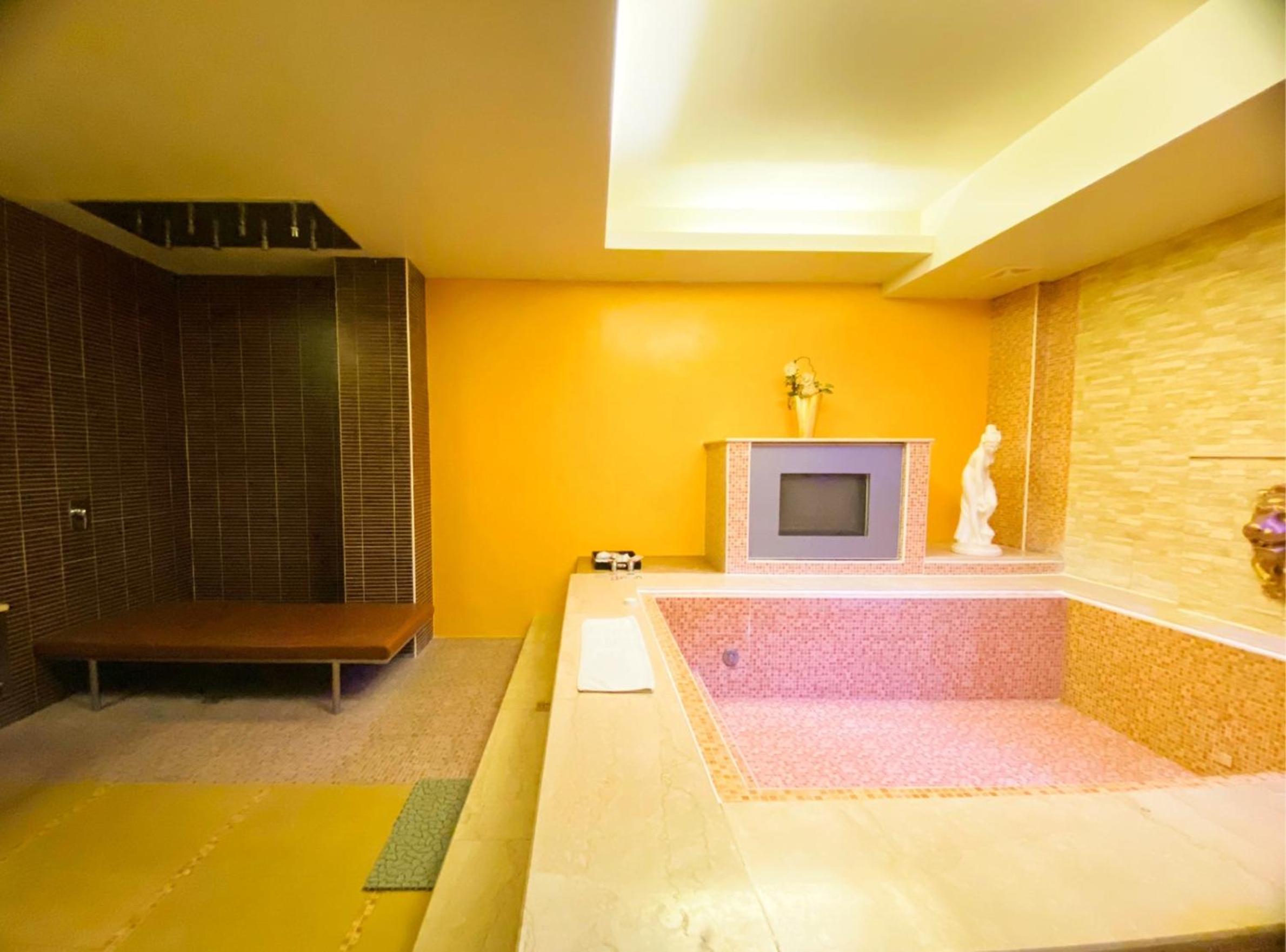 Hua Xiang Motel