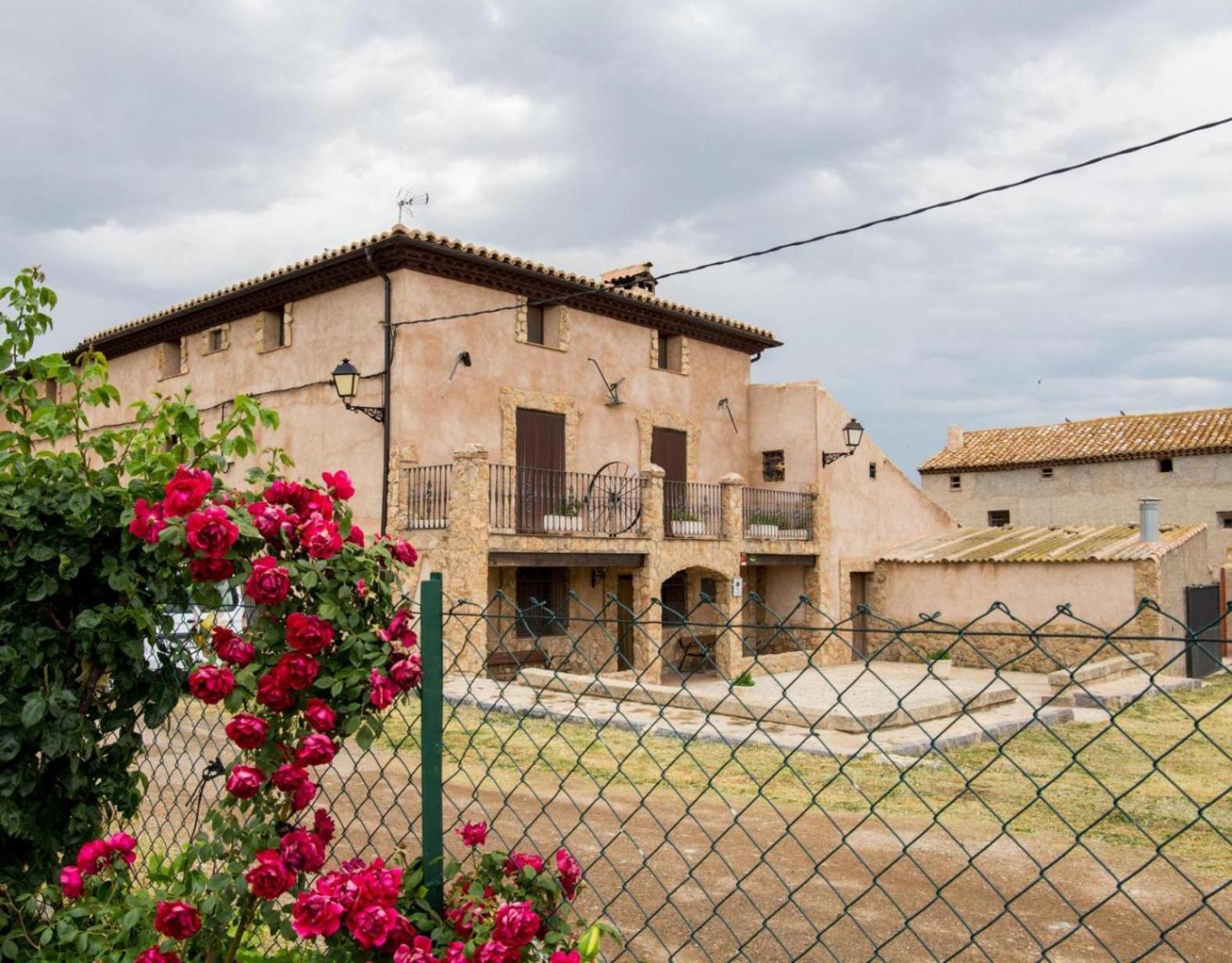 Masia Los Camineros