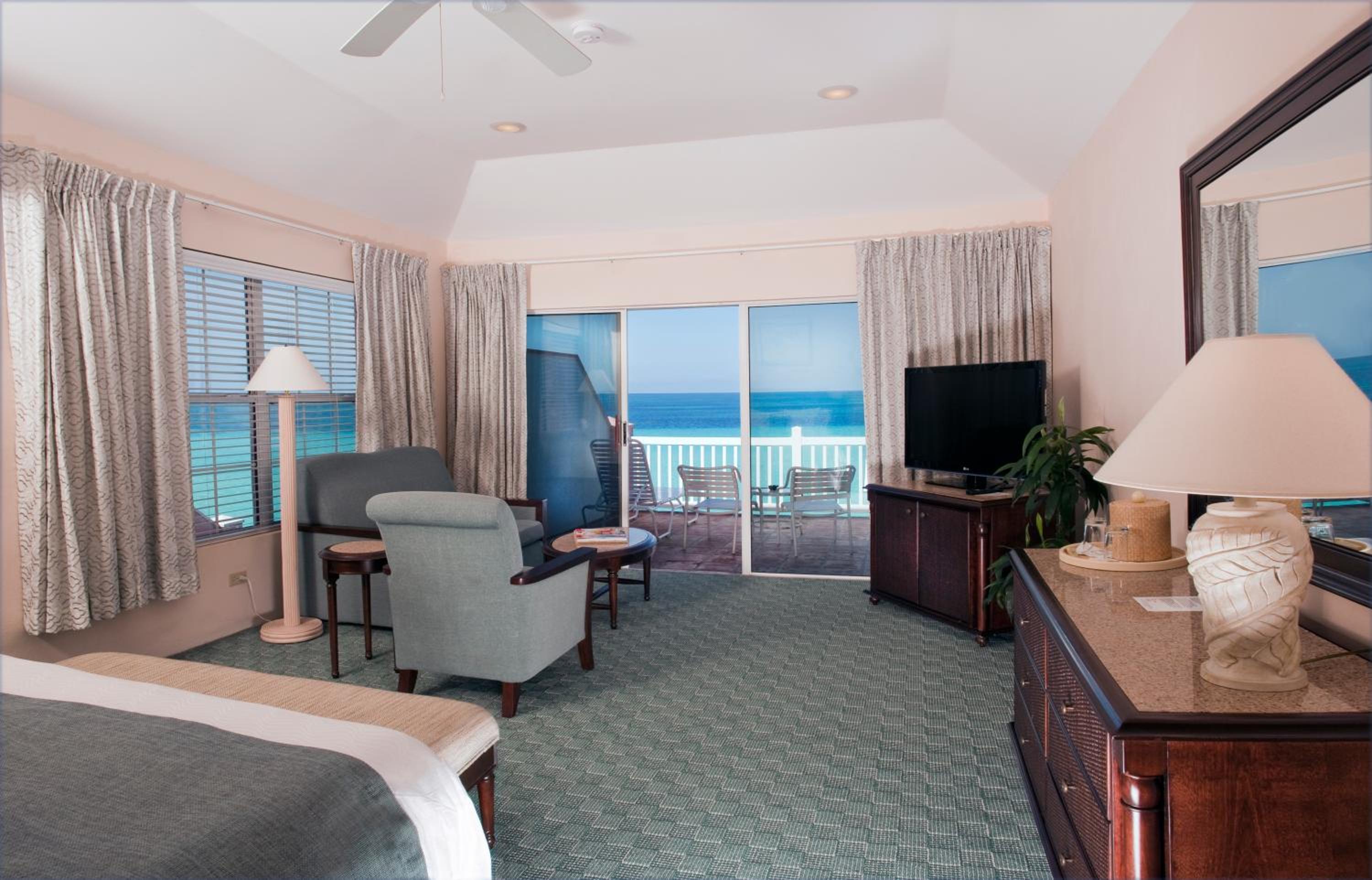 Bermuda Vacations - Pompano Beach Club - Property Image 2