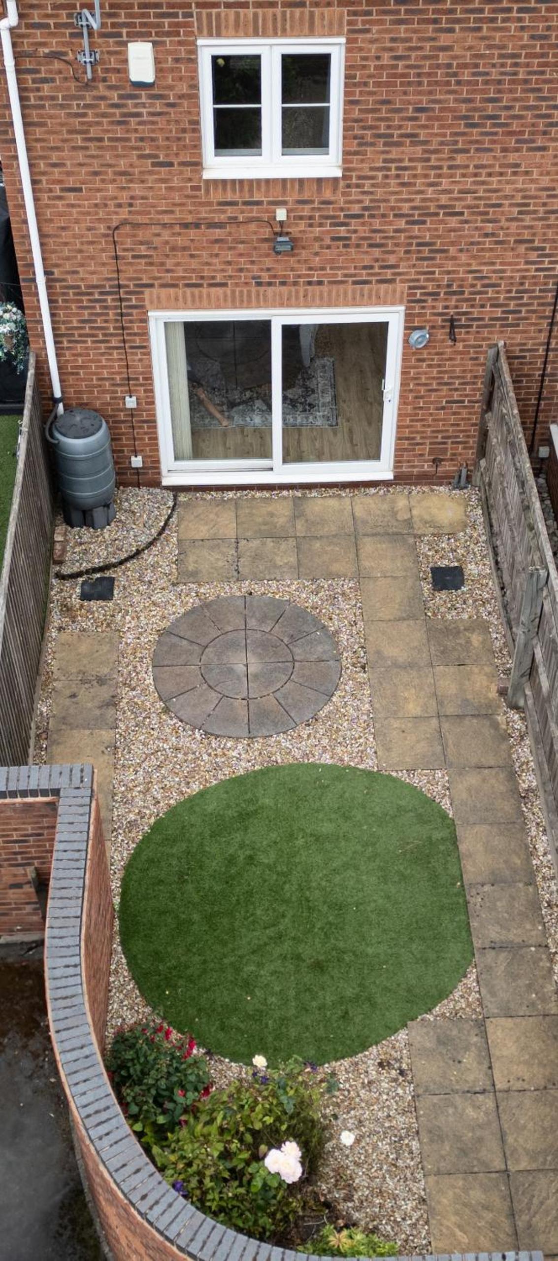 Modern 3BD Townhouse in Tamworth with Ensuite