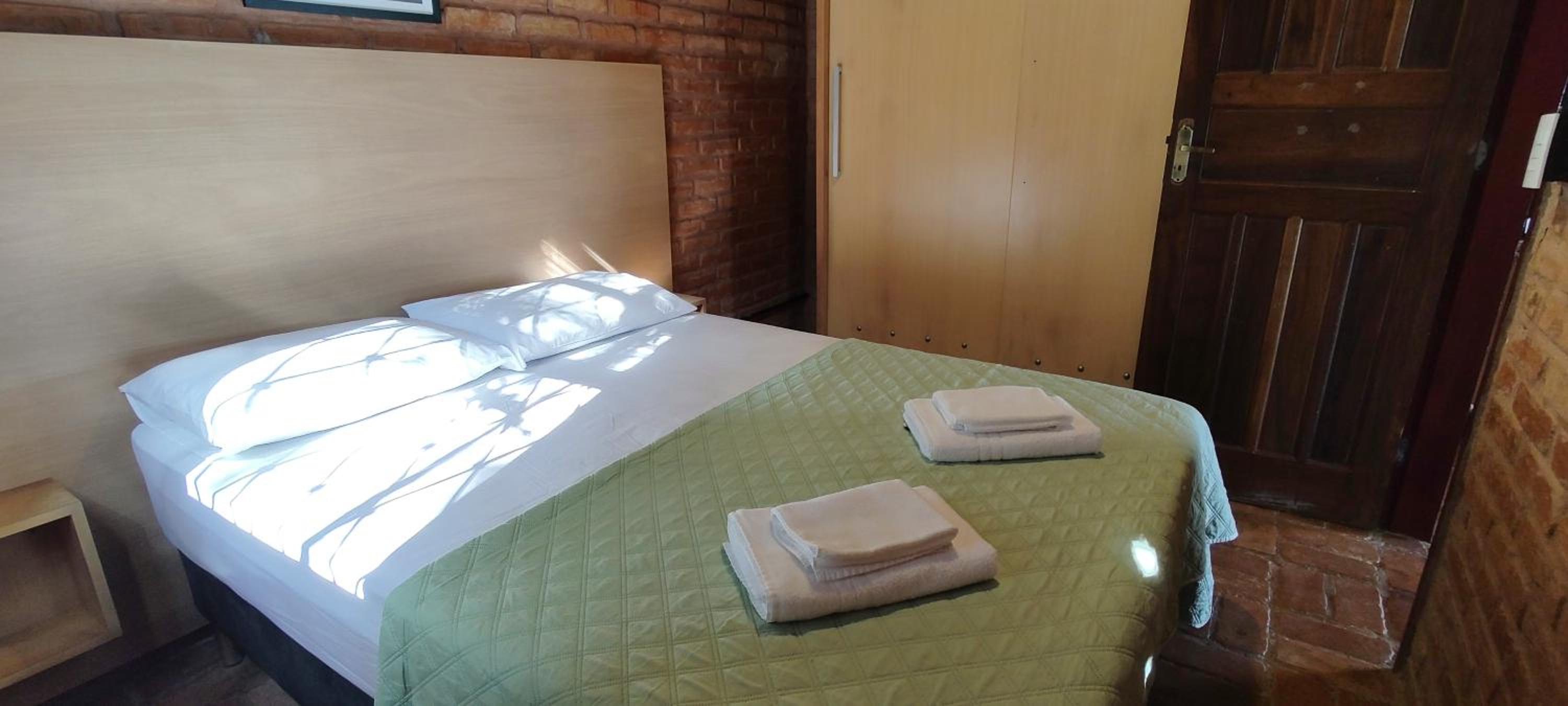 Casa em meio a natureza e em frente a praia PR7688