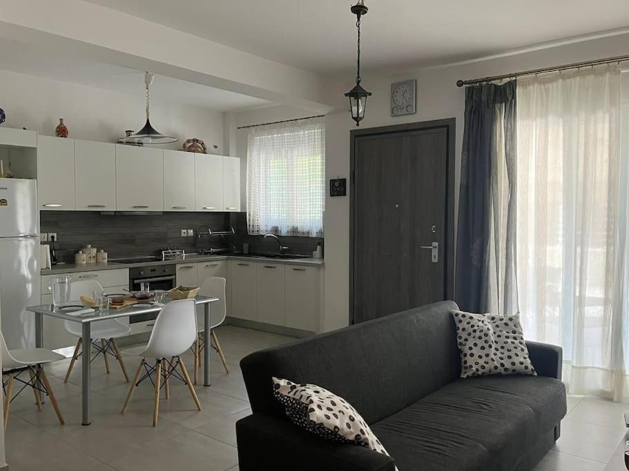 Aurora Studio Lagonissi view 3
