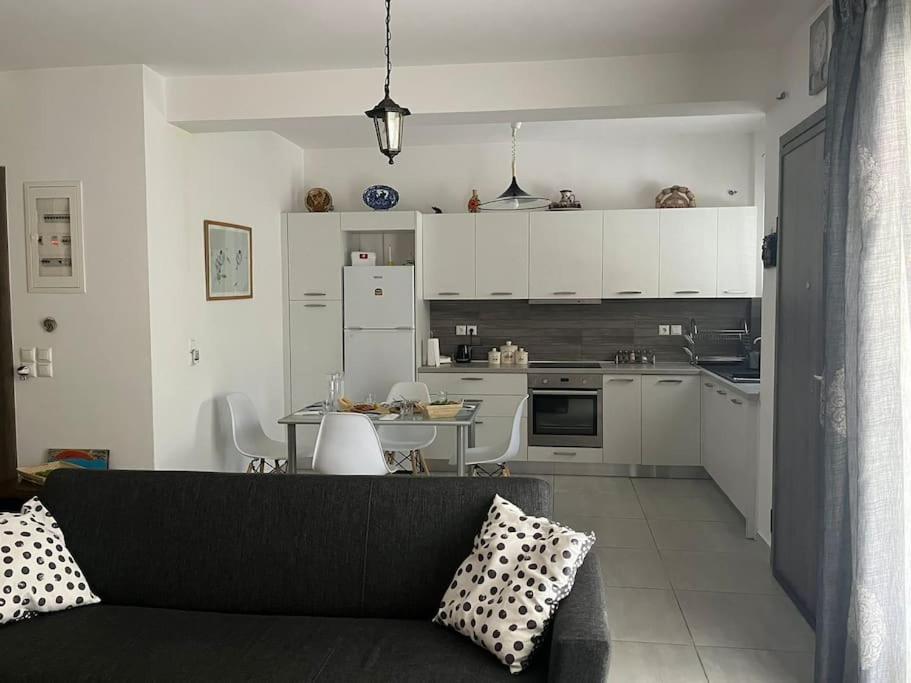 Aurora Studio Lagonissi view 5