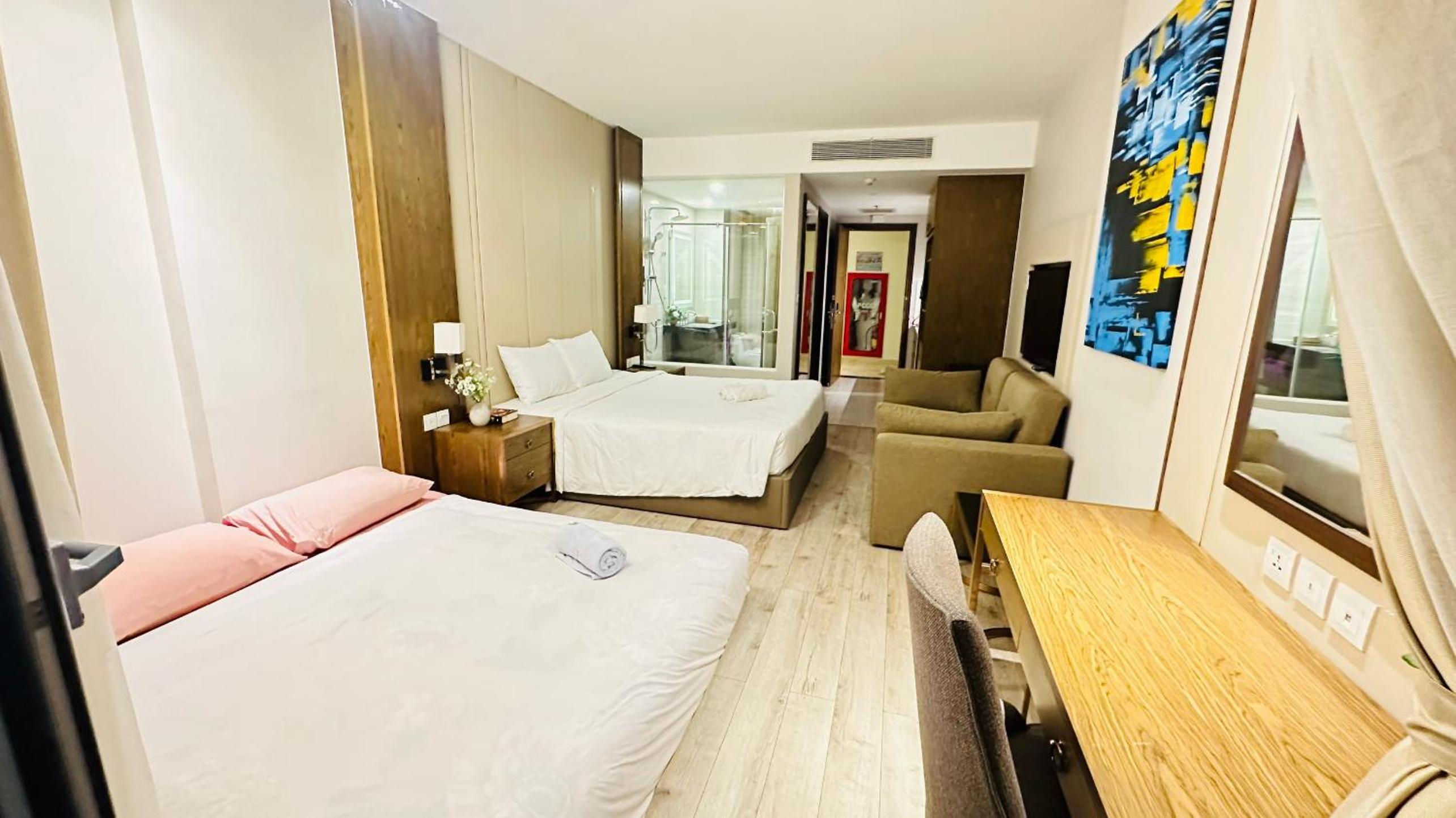 L'Apartment and Signature Nha Trang Tours - Panorama Residence view 4
