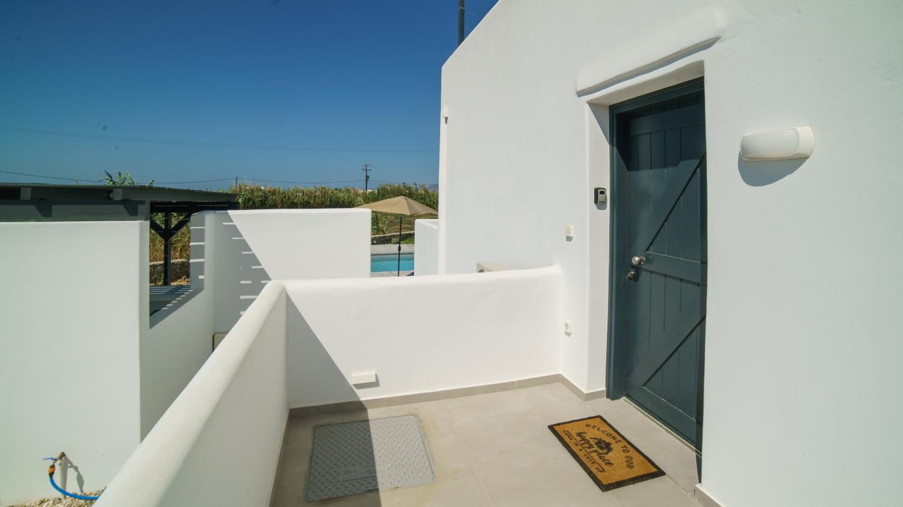 Plaka Divani