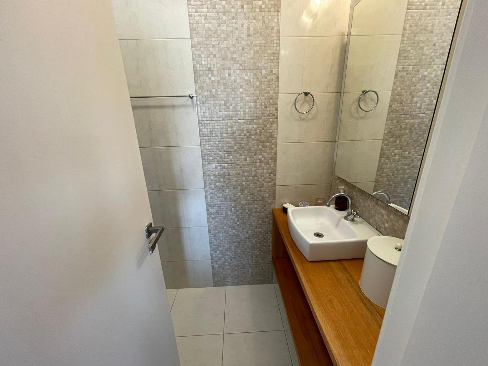 cód 8- Casa espetacular com piscina na praia de Palmas