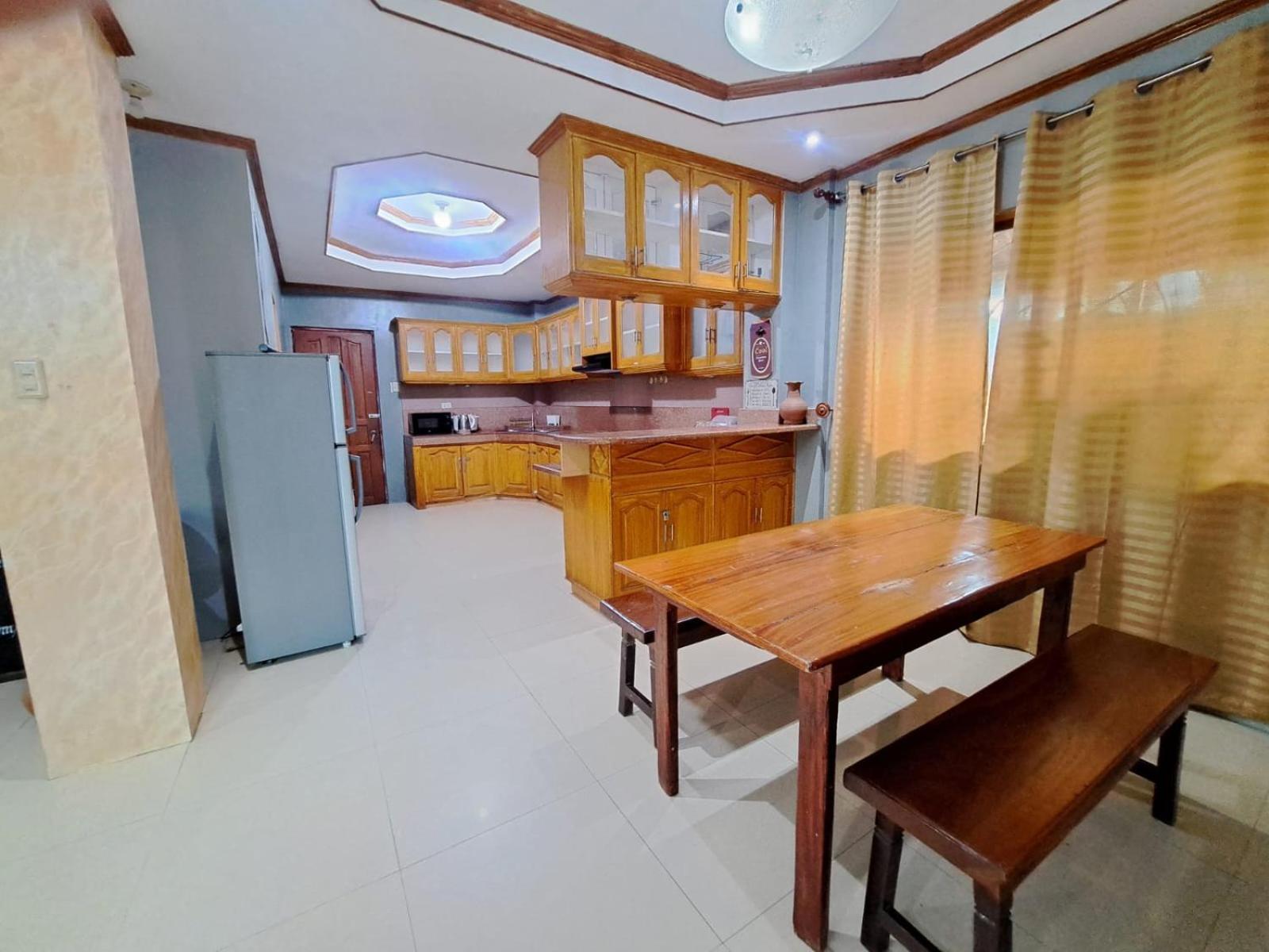The Orange House - Vigan Villa