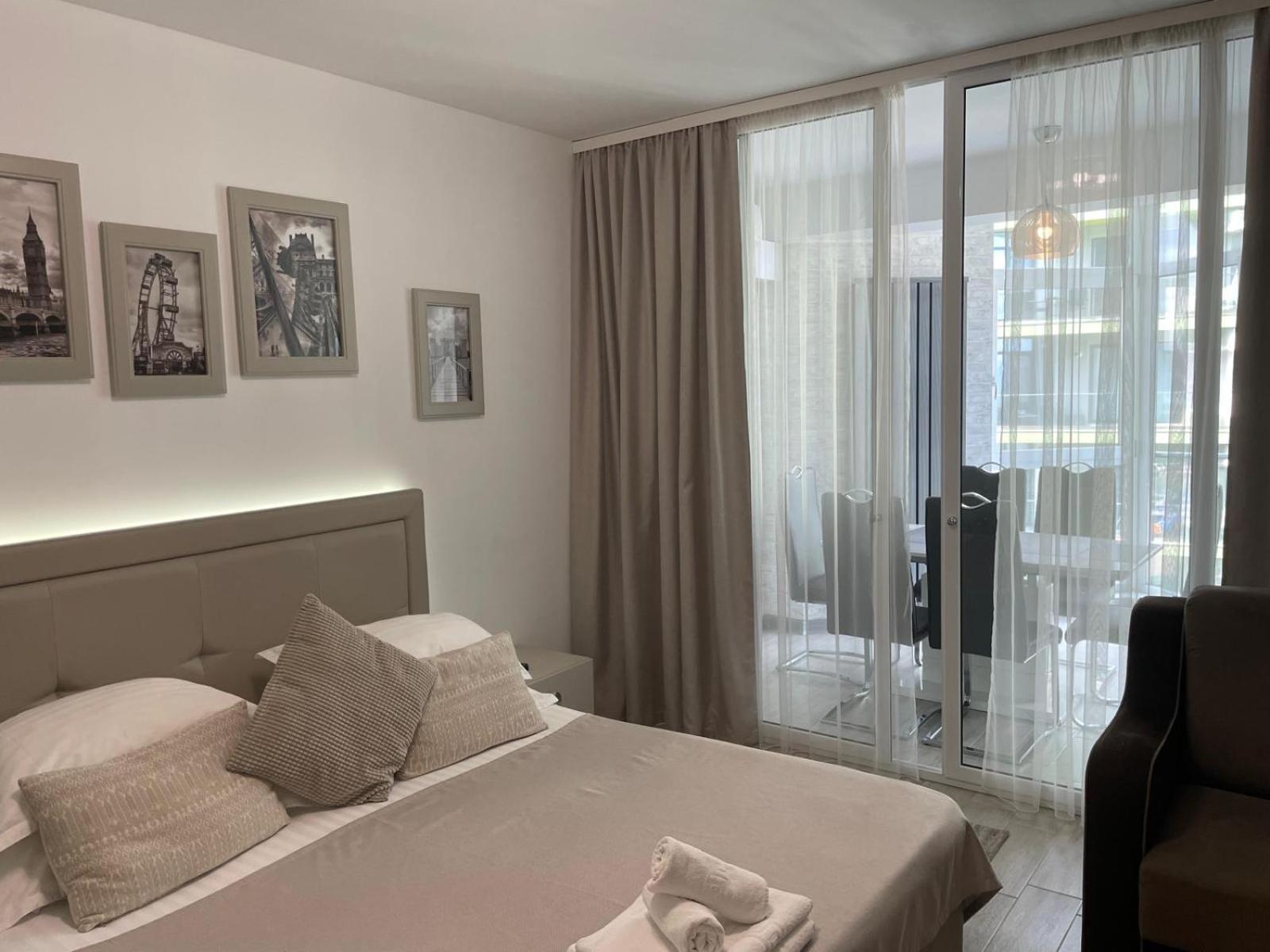 On Beach-Mamaia Residence view 5