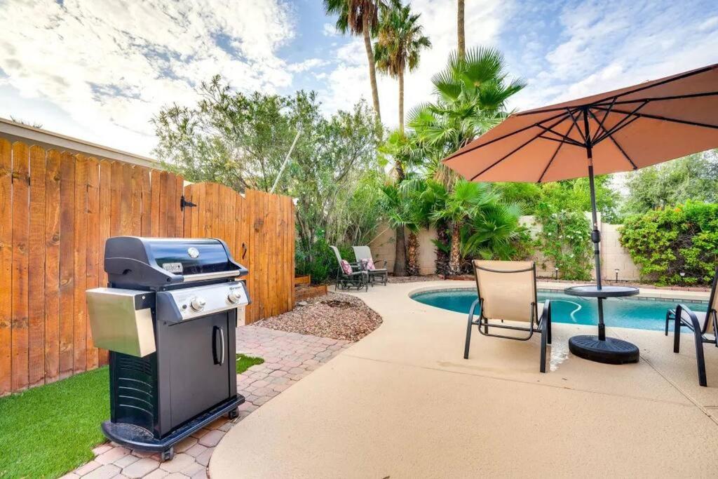 Arizona Oasis view 2