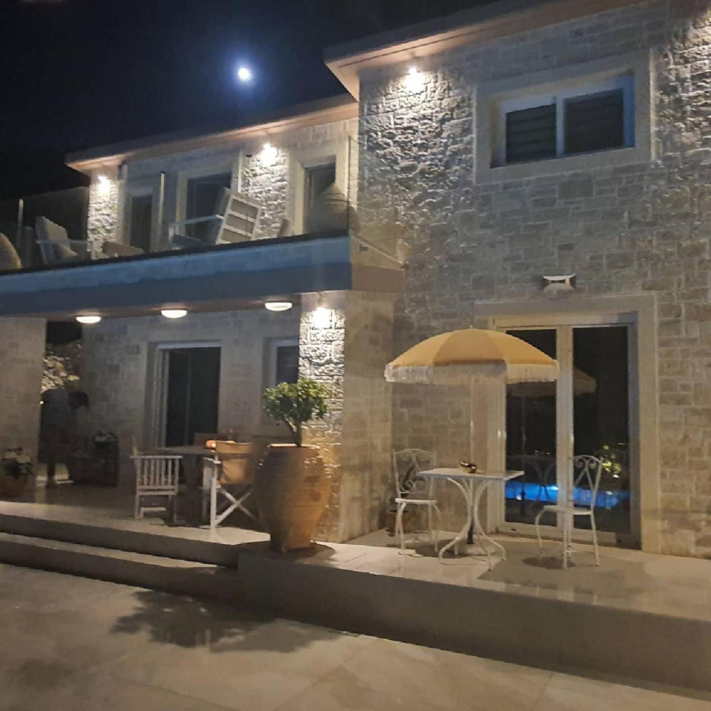 Villa petros