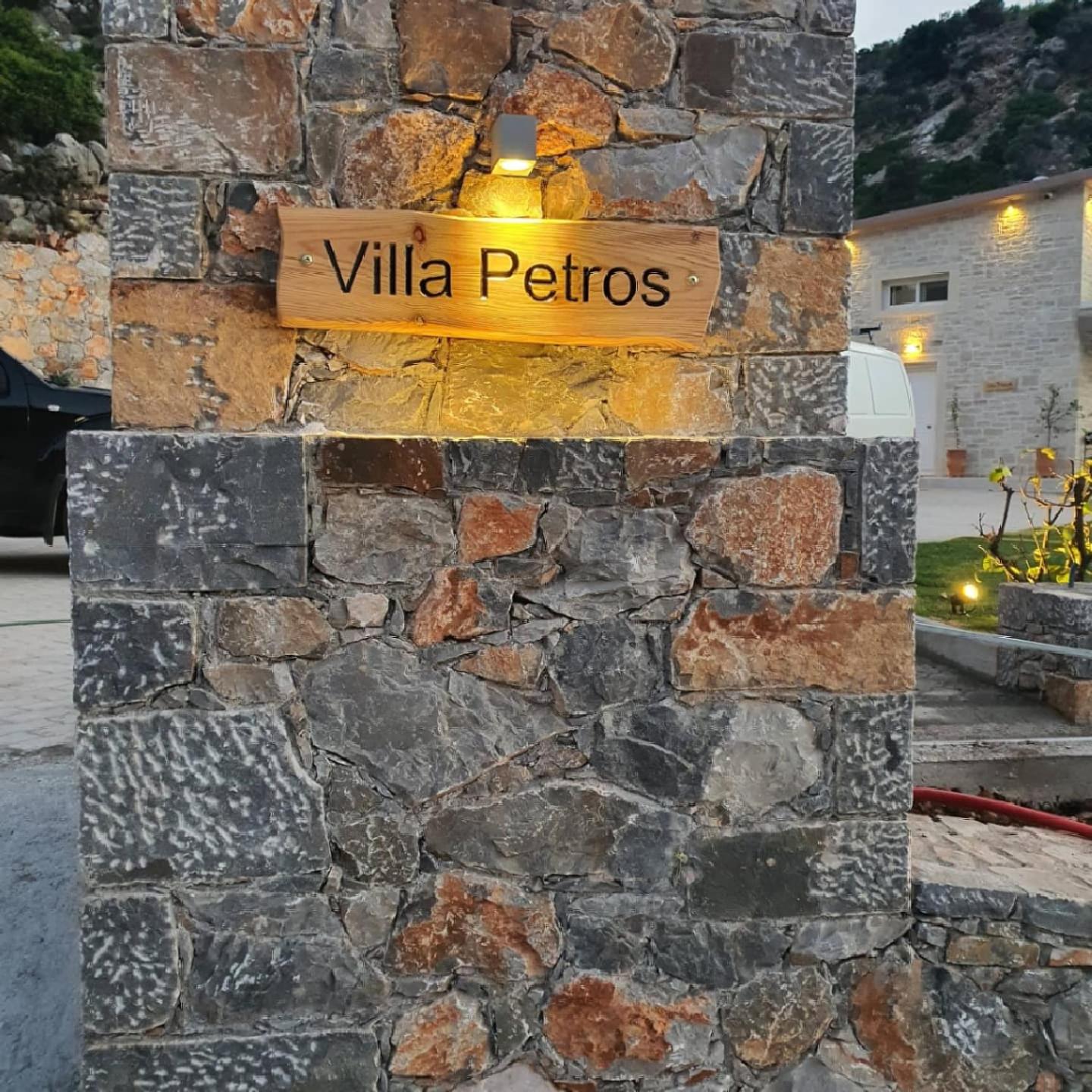 Villa petros