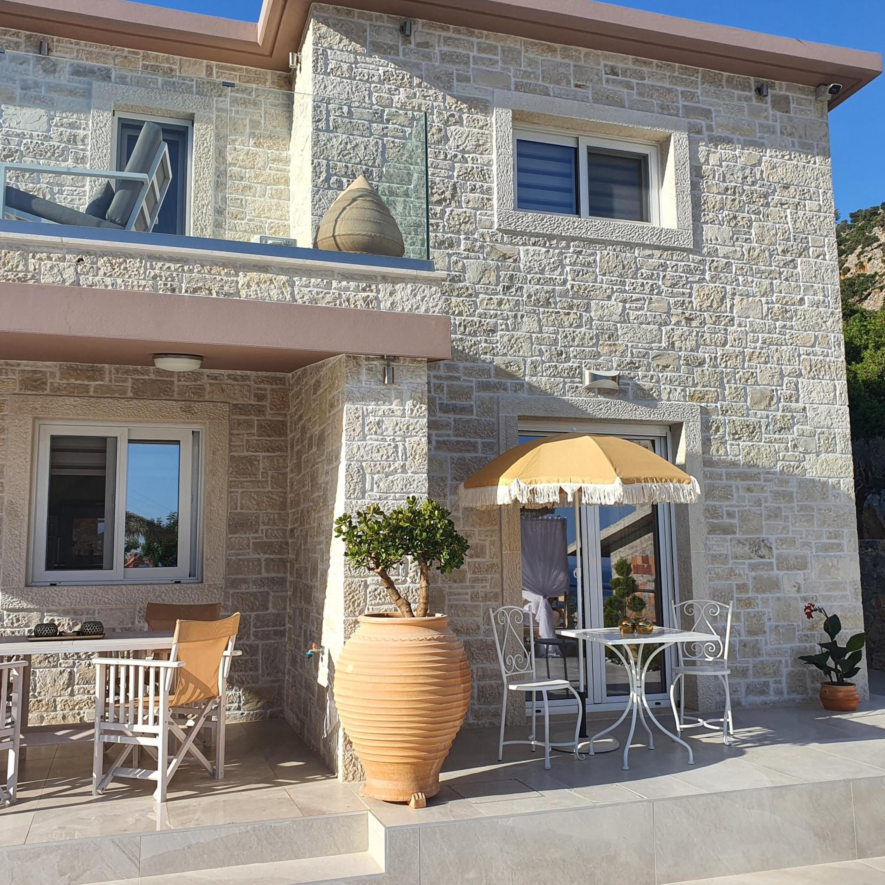 Villa petros