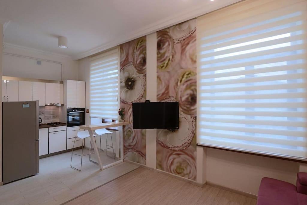 Sunny Central Apartment