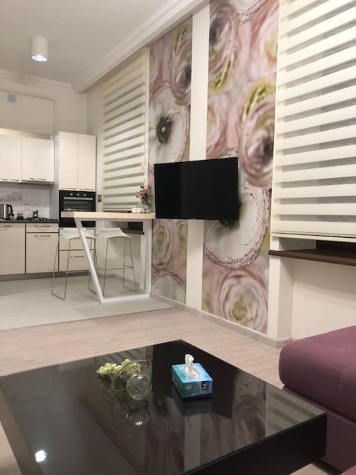 Sunny Central Apartment