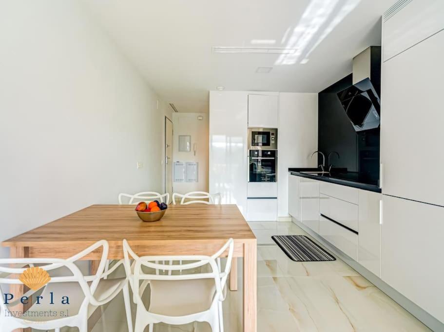 Beautiful 2 bedroom apartment in Orihuela Costa