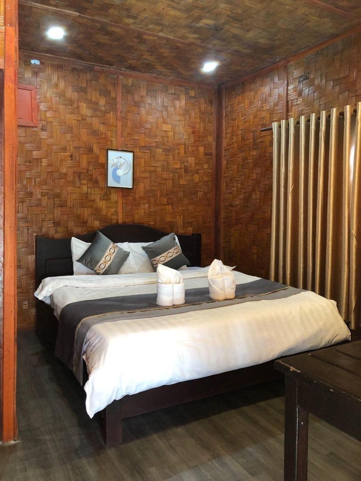 Vang Vieng Bungalows