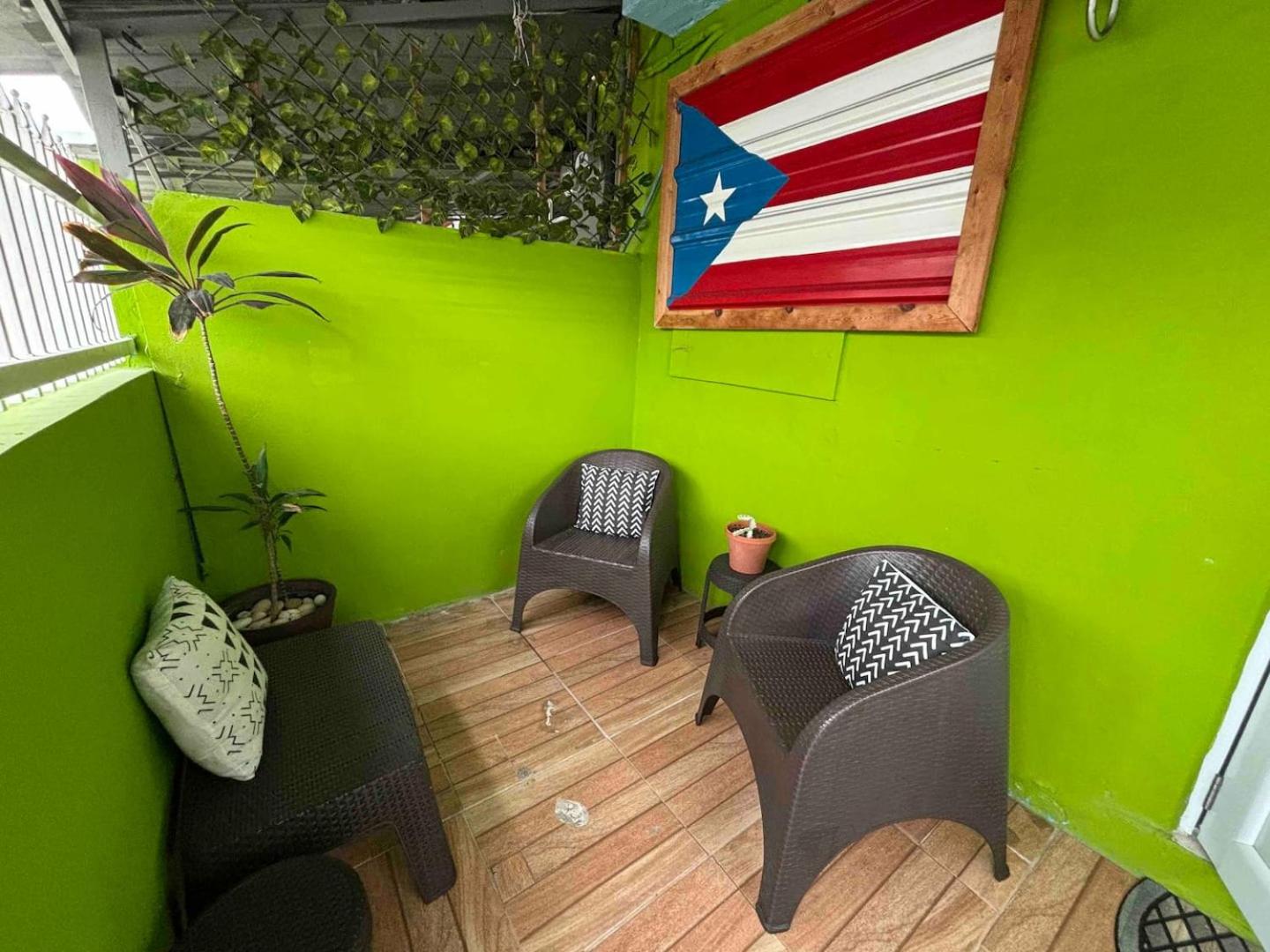 SALO-Casa Verde 4 Bdrm House by Stay Here PR