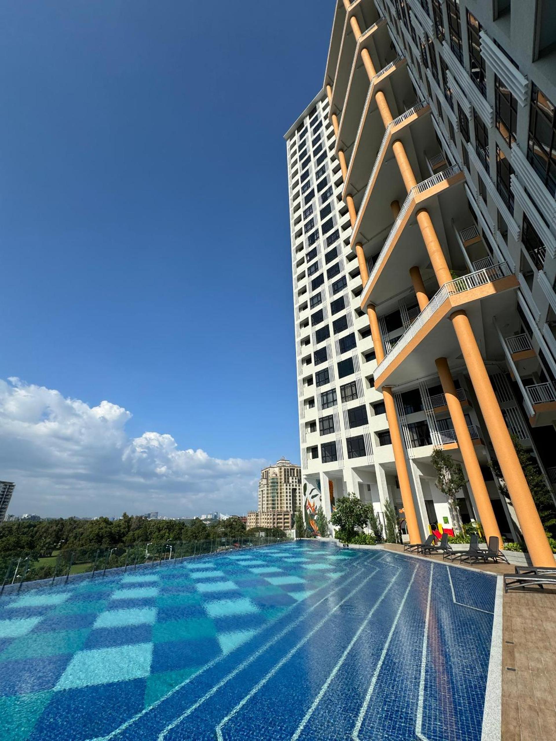Putra Lakeview 2 Plus One Bedroom photo 1