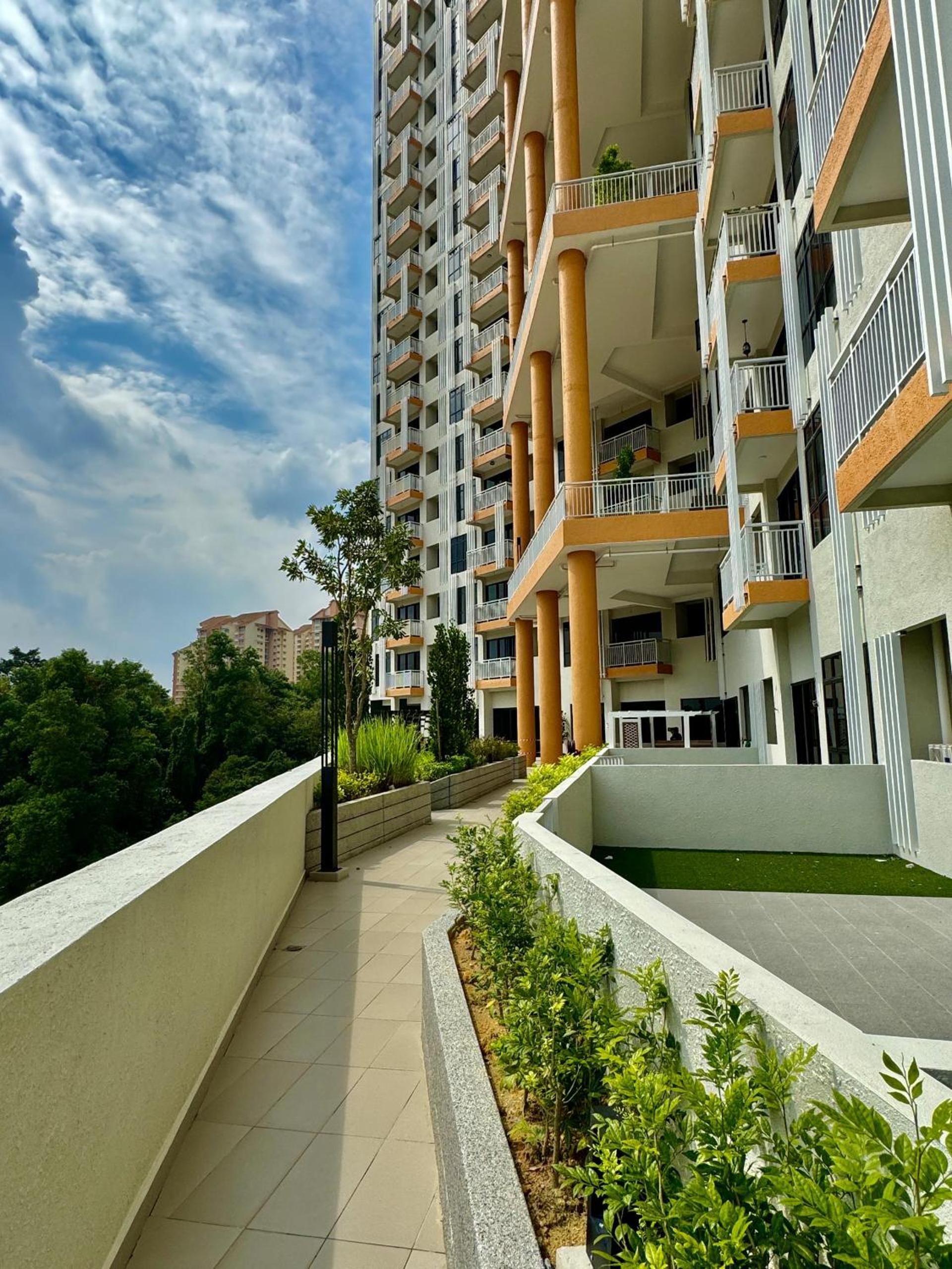 Putra Lakeview 2 Plus One Bedroom photo 2
