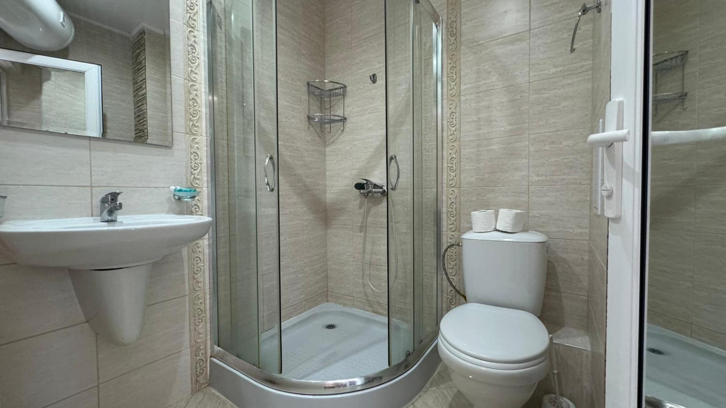 Bratanov Bahami Residence Studio