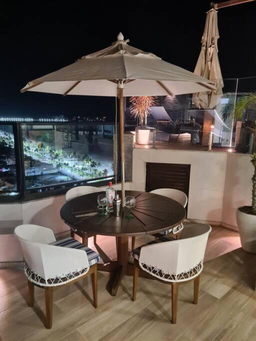 Cobertura Penthouse - vista maravilhosa mar e piscina privativa
