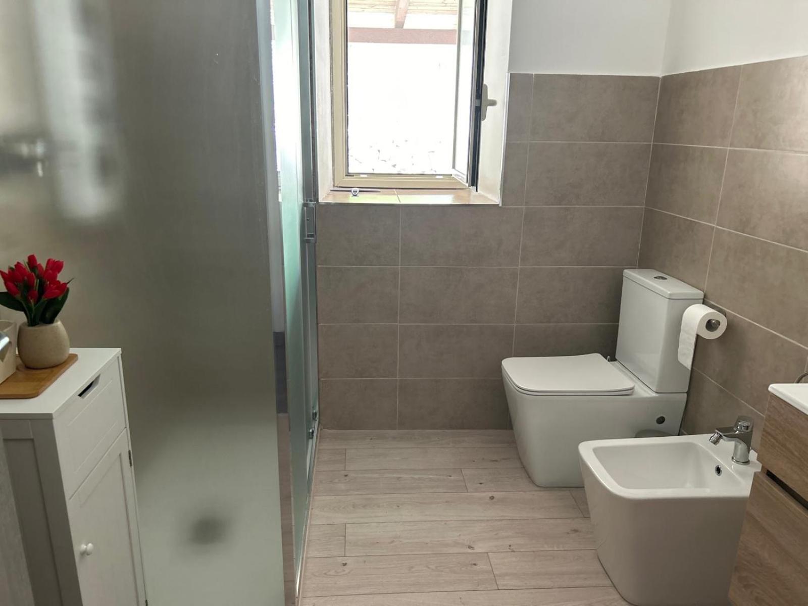 Agrumeto dell Etna en Mascalucia — bathroom