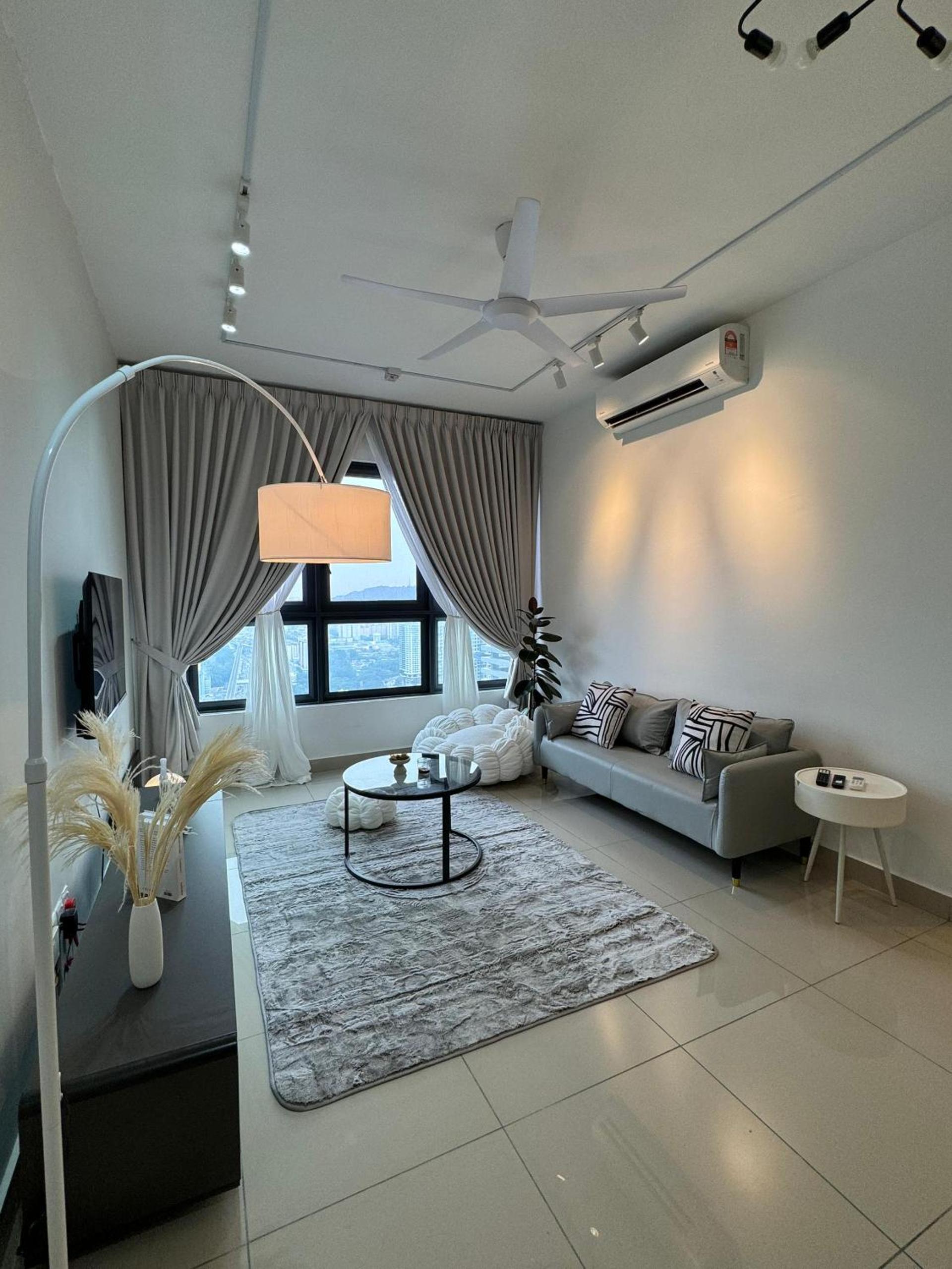 M Vertica KL 3BR