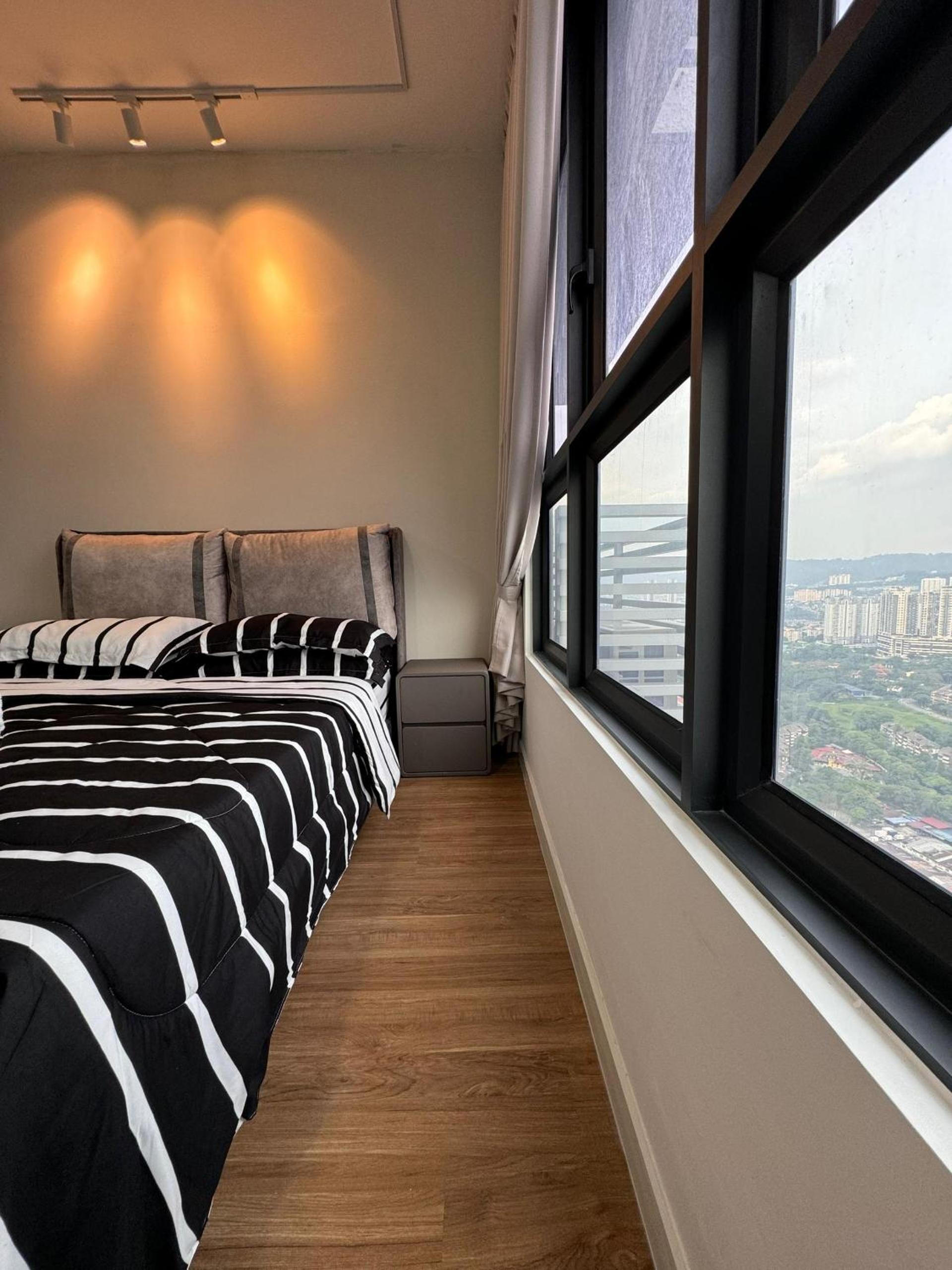 M Vertica KL 3BR