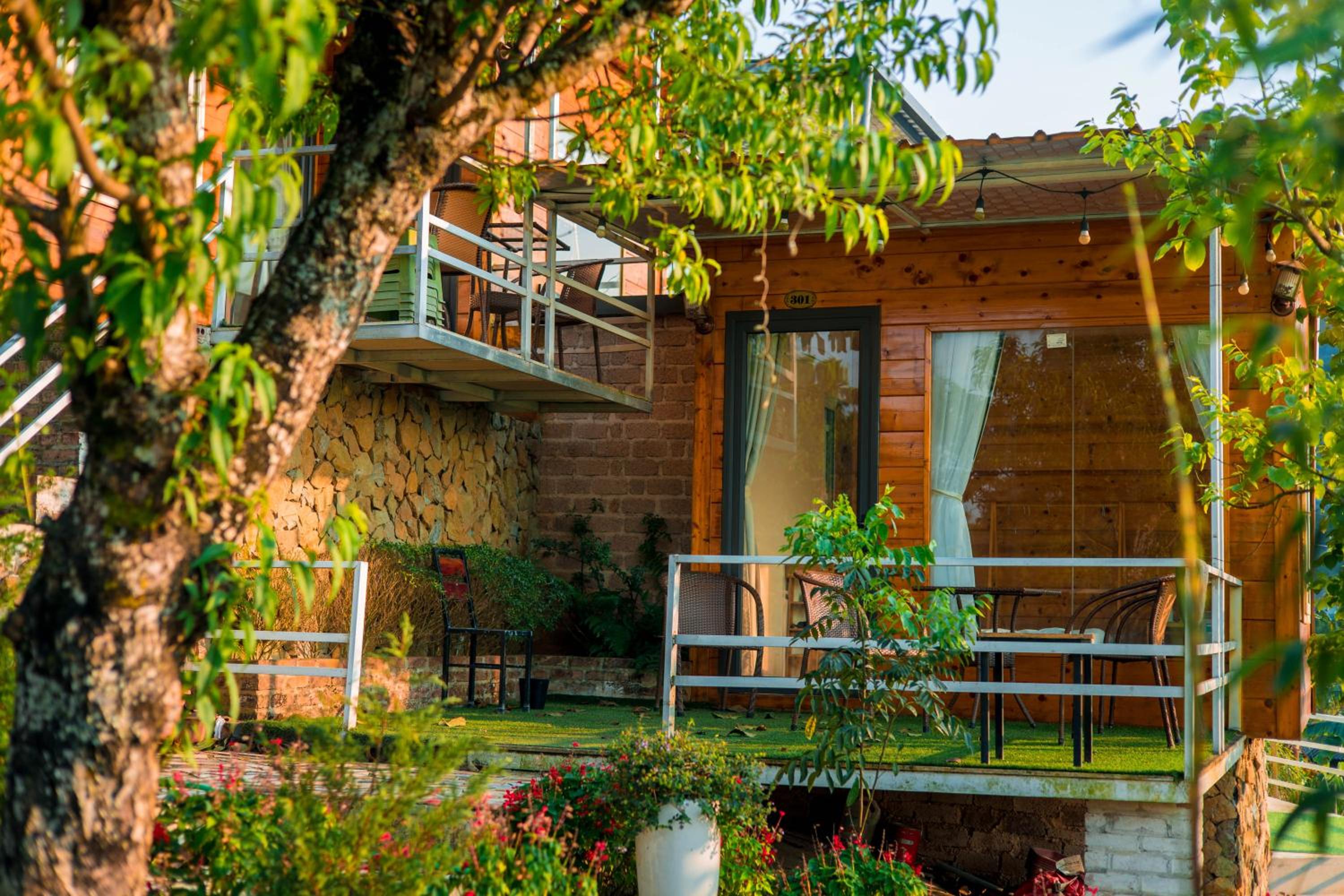 Homestay Wooden House - Nhà Gỗ Mộc Châu view 3